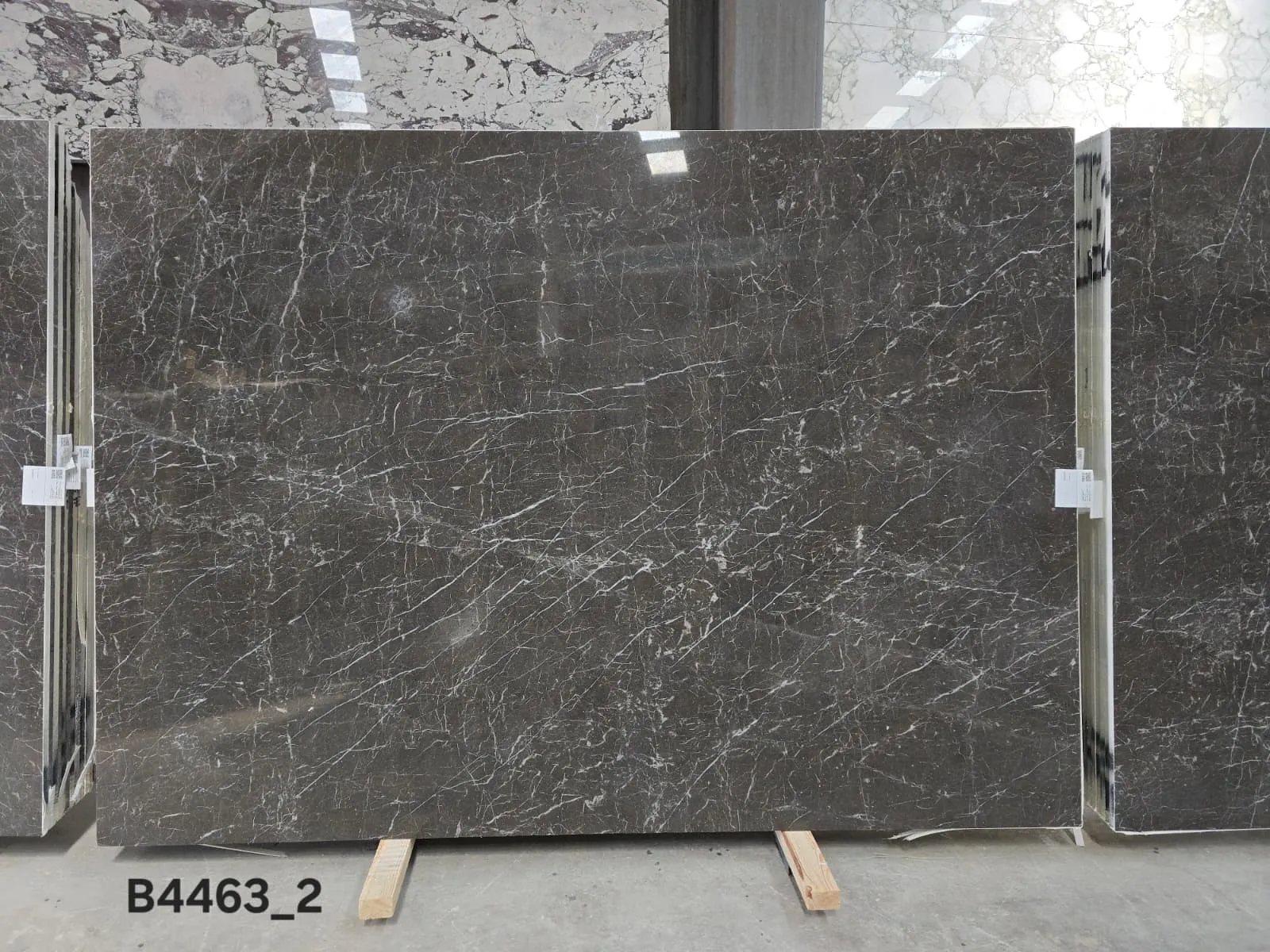 B4463 - 2 CM Irıs Grey Polished