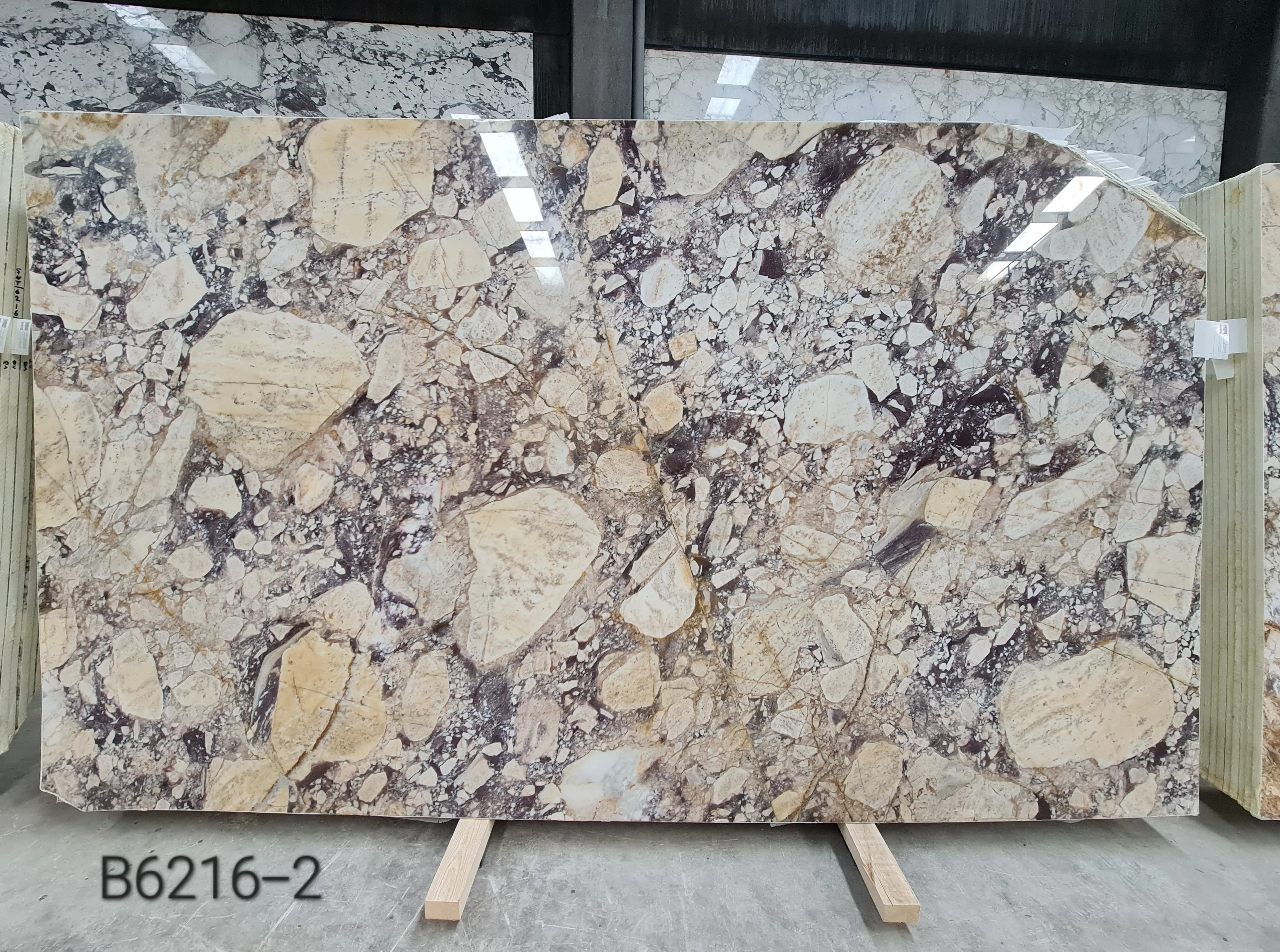B6216 - 2 CM Calacatta Viola Polished