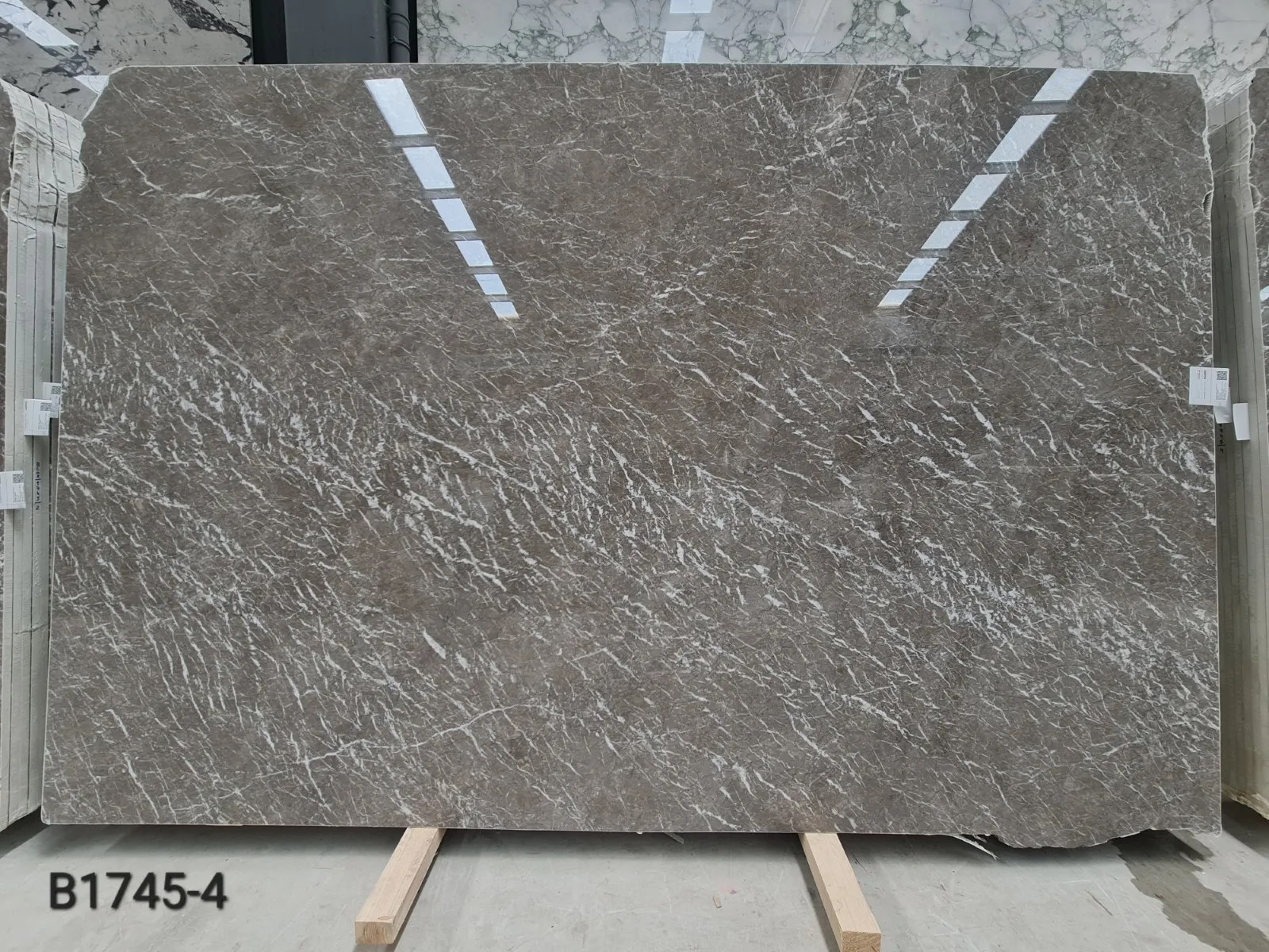 B1745 - 2 CM CYPRUS GREY POLISHED