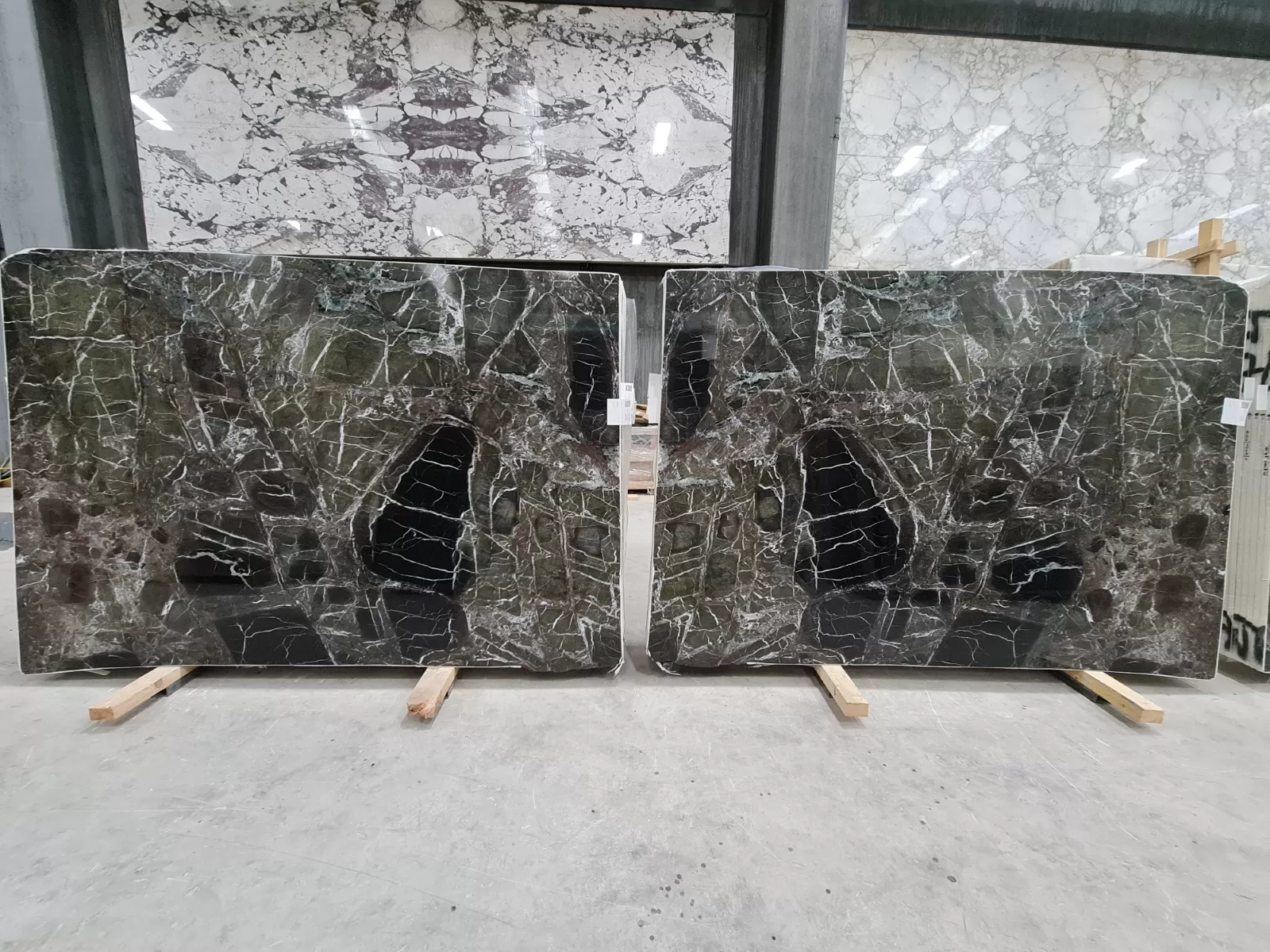 B2068 - 2 CM Verde Levanto Polished