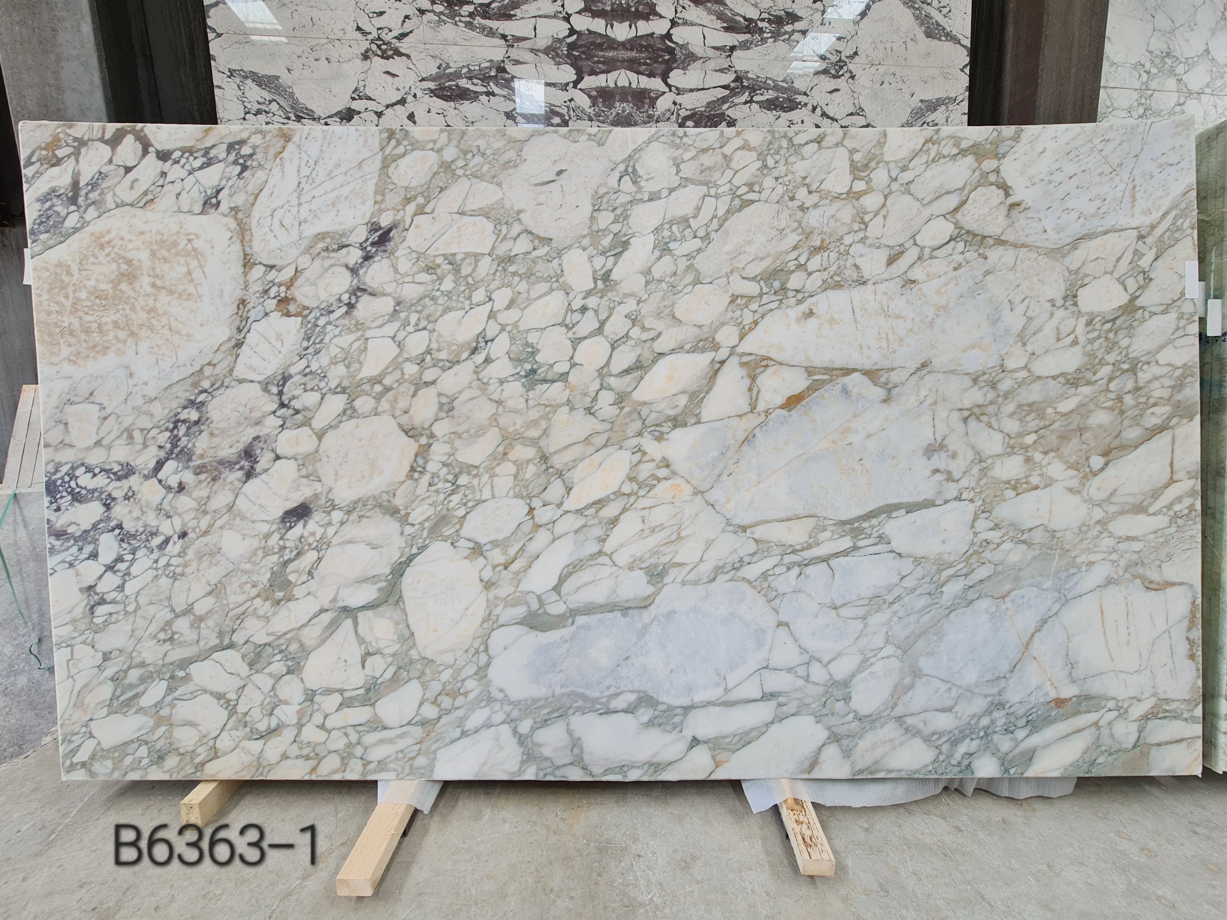 B6363 - 2 CM Calacatta Green Honed