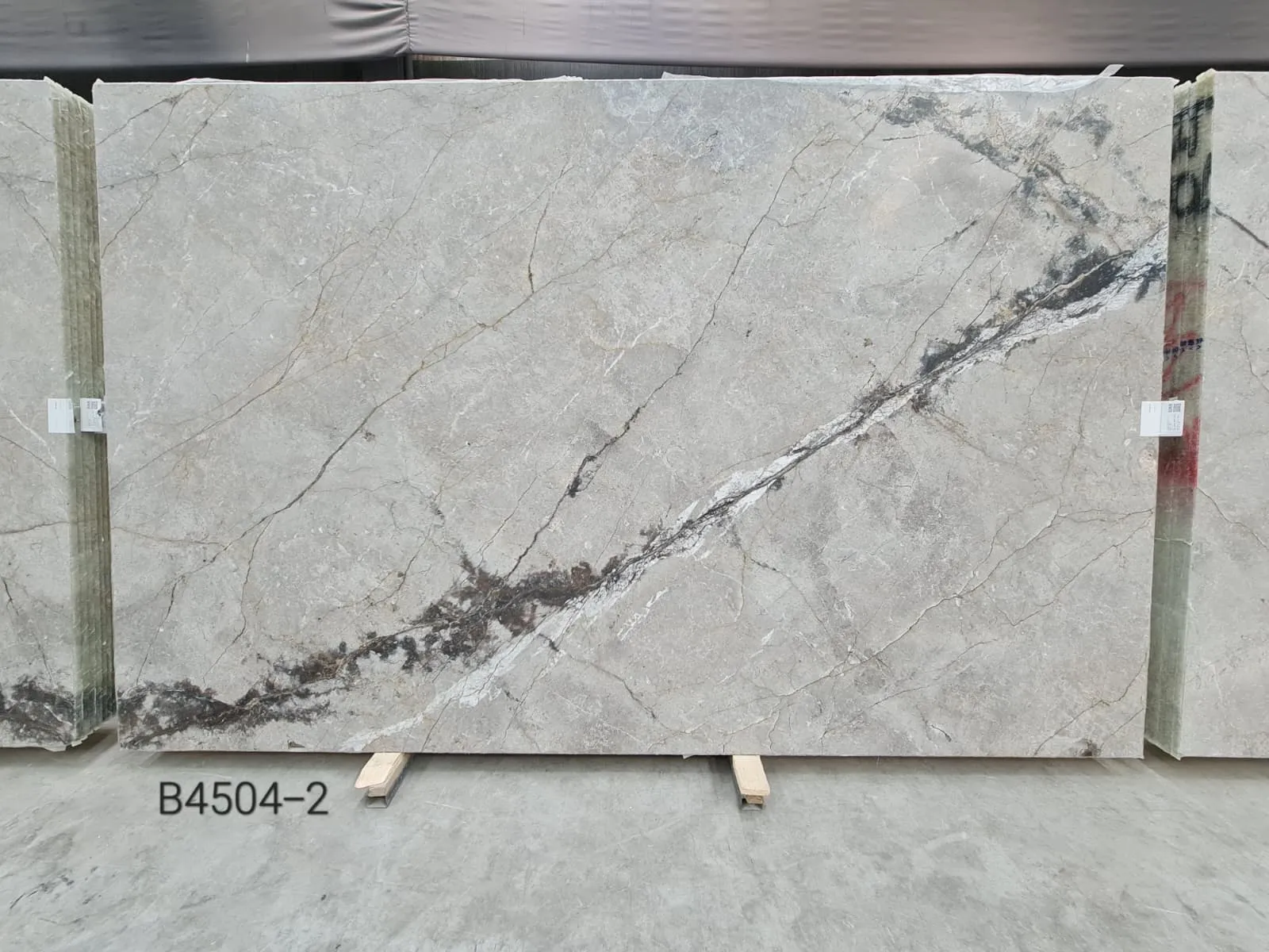 B4504 - 2 CM Silver Root Honed