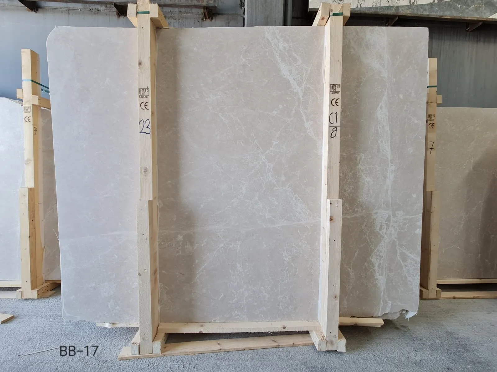 BB17 - 2 CM Burdur Beige Honed