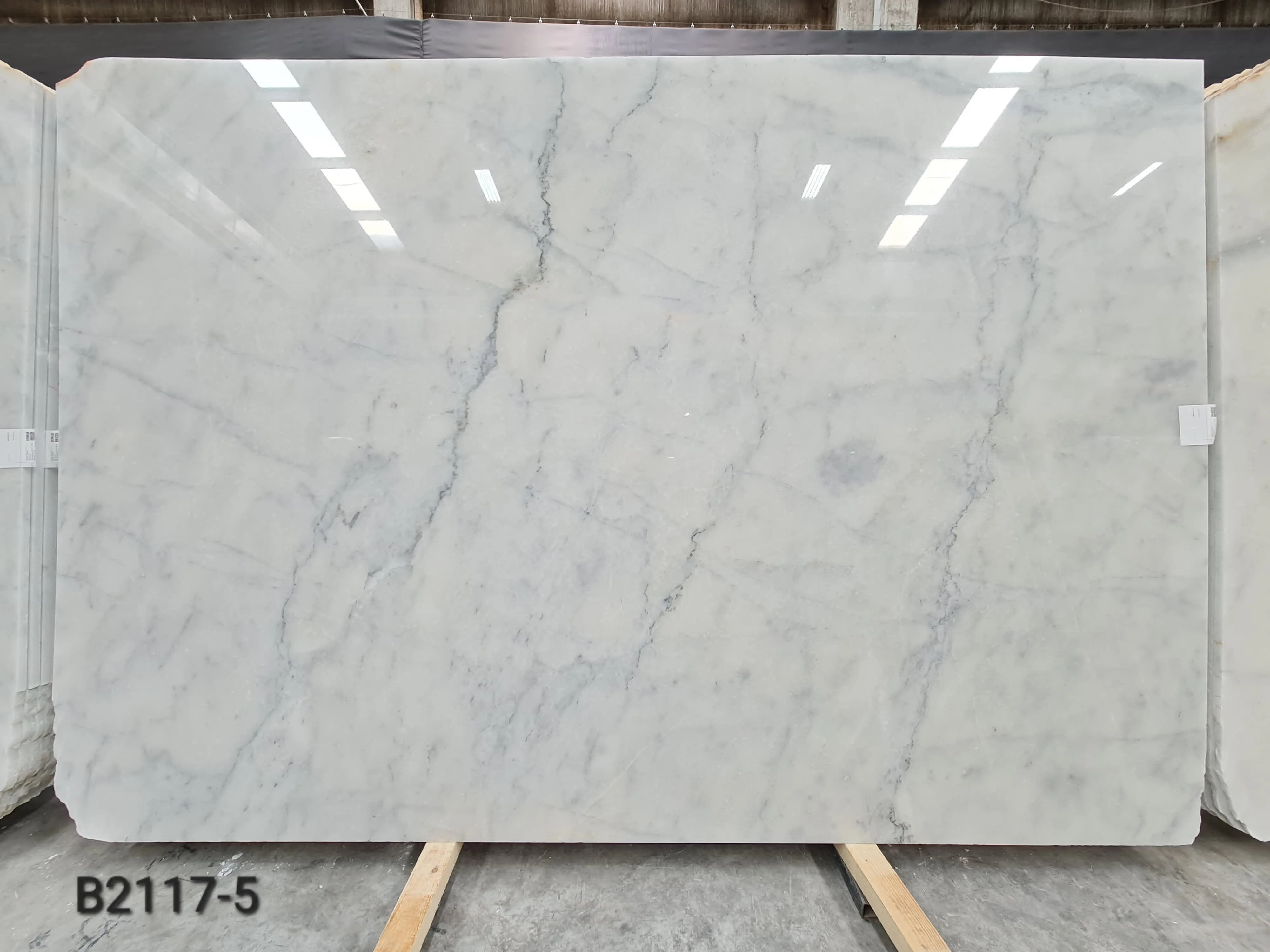 B2117 - 2 CM Mugla White Polished