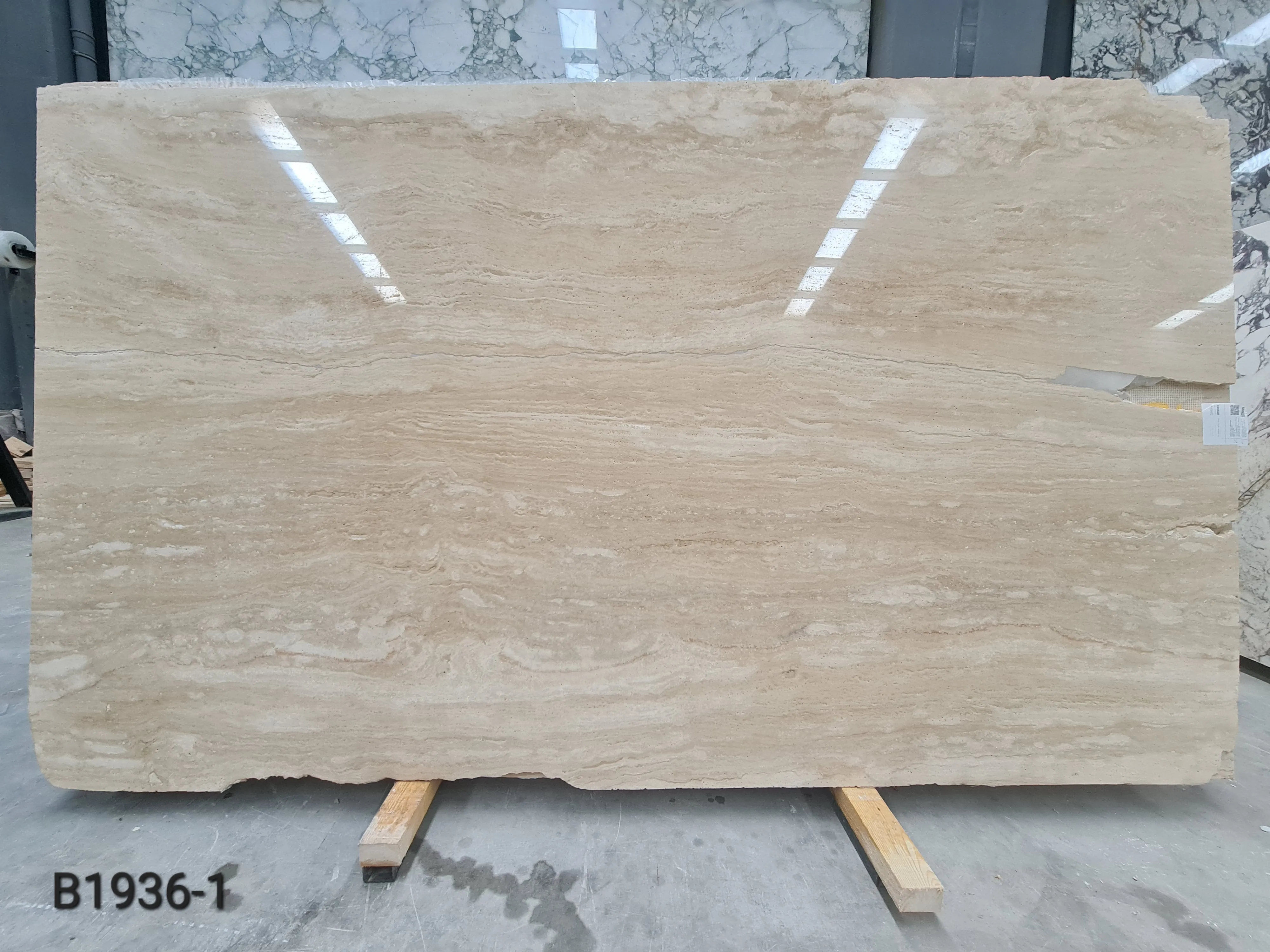 B1936 - 2 CM Veincut Travetine Filled Polished