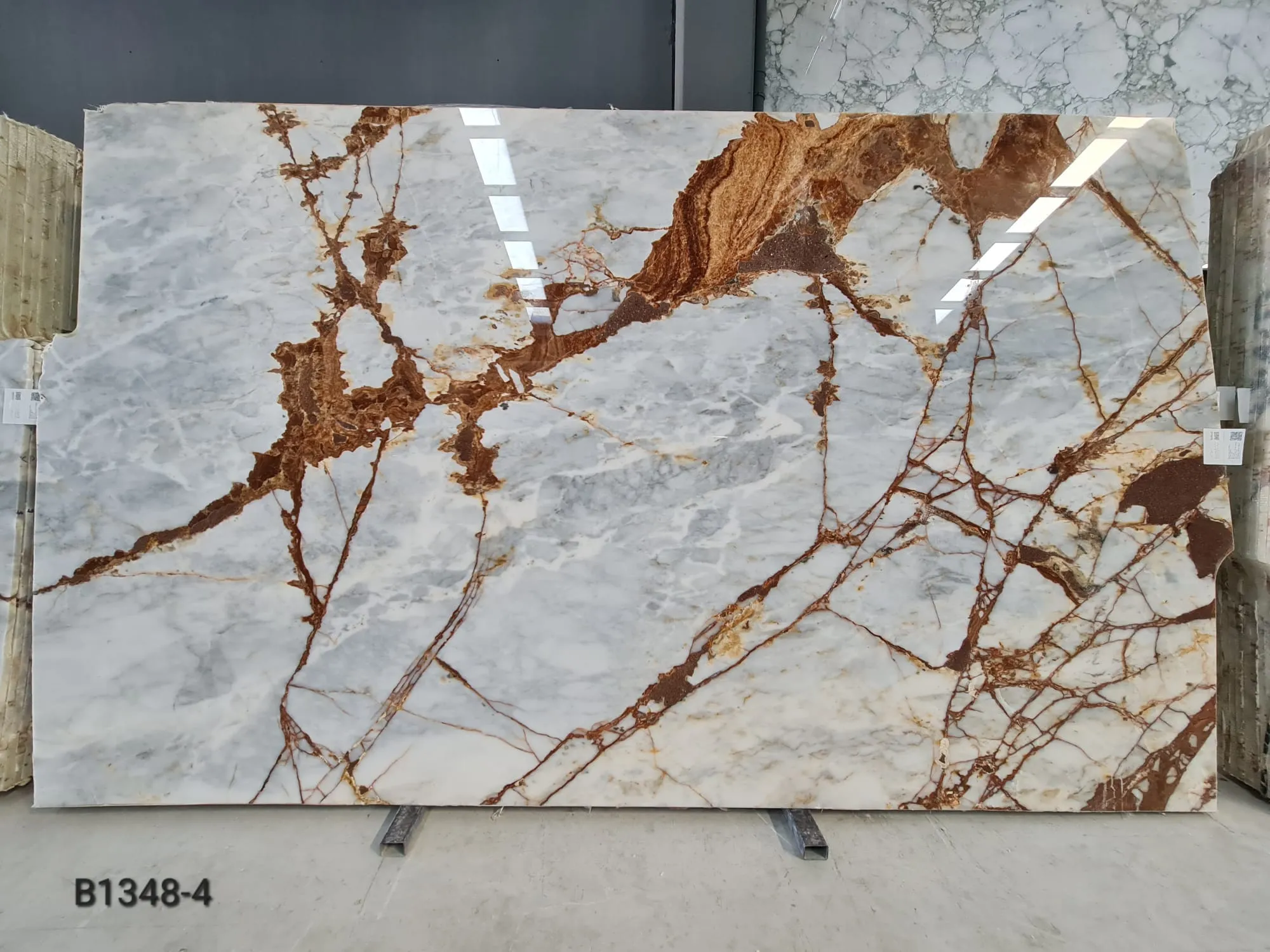 B1348 - 2 CM Deep River Polished