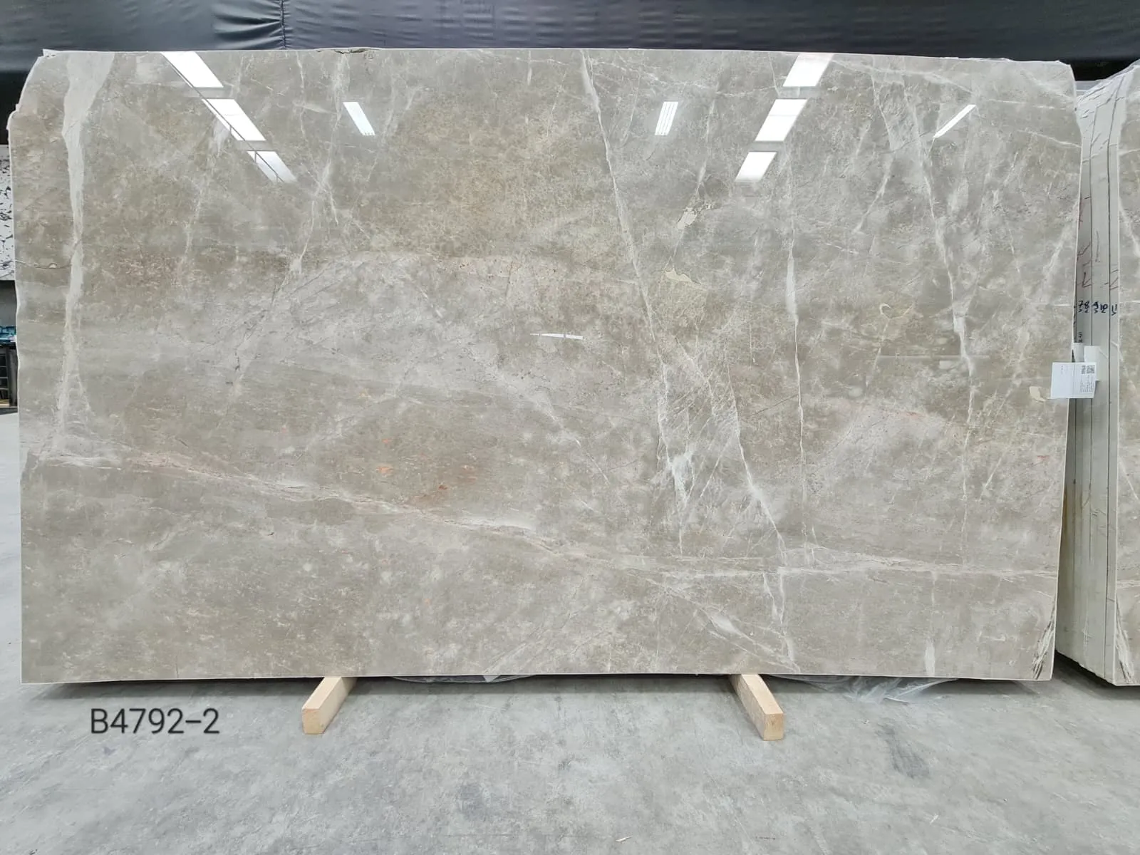 B4792 - 2 CM Karaman Grey Polished