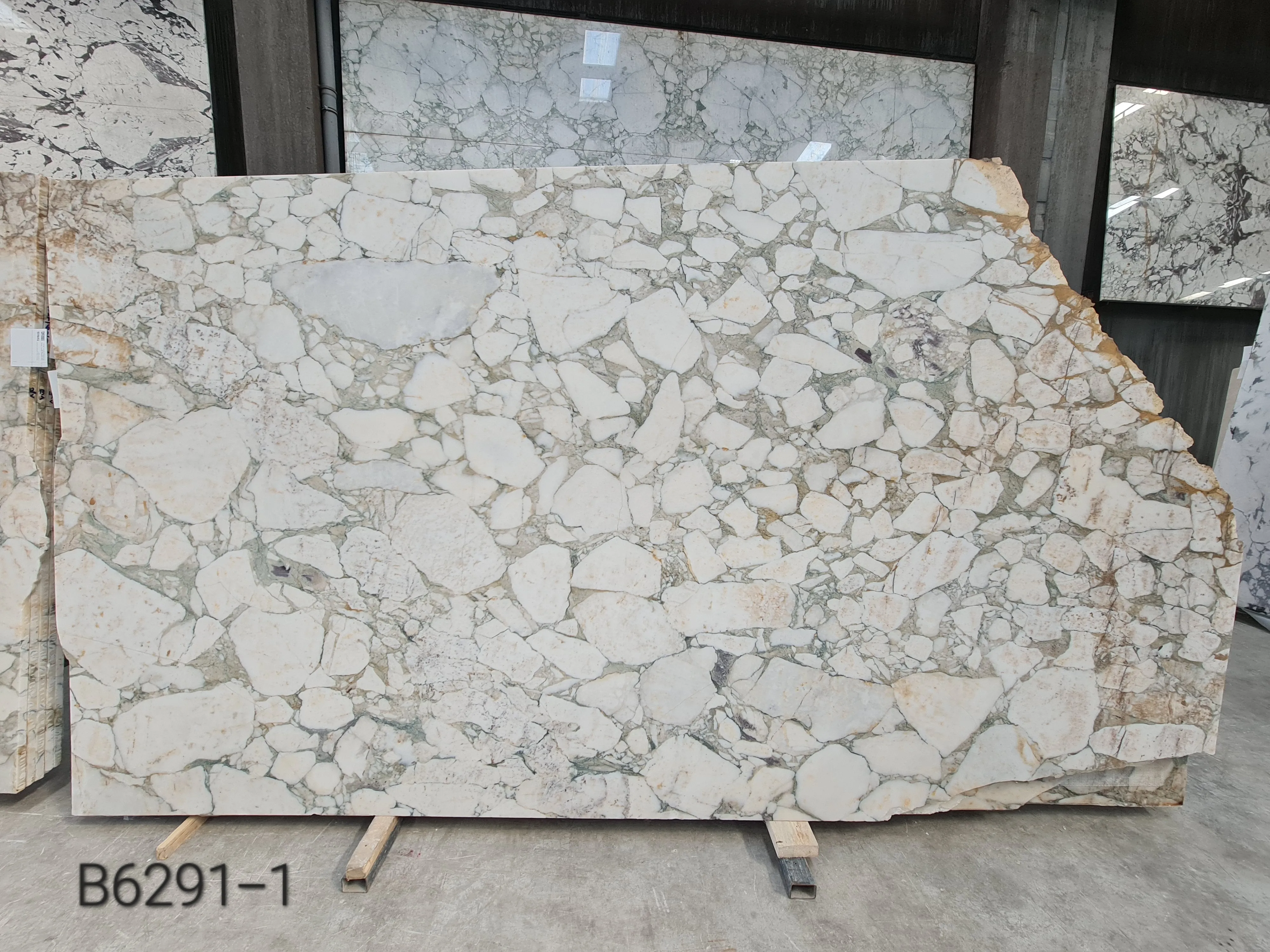 B6291 - 2 CM Calacatta Green Honed