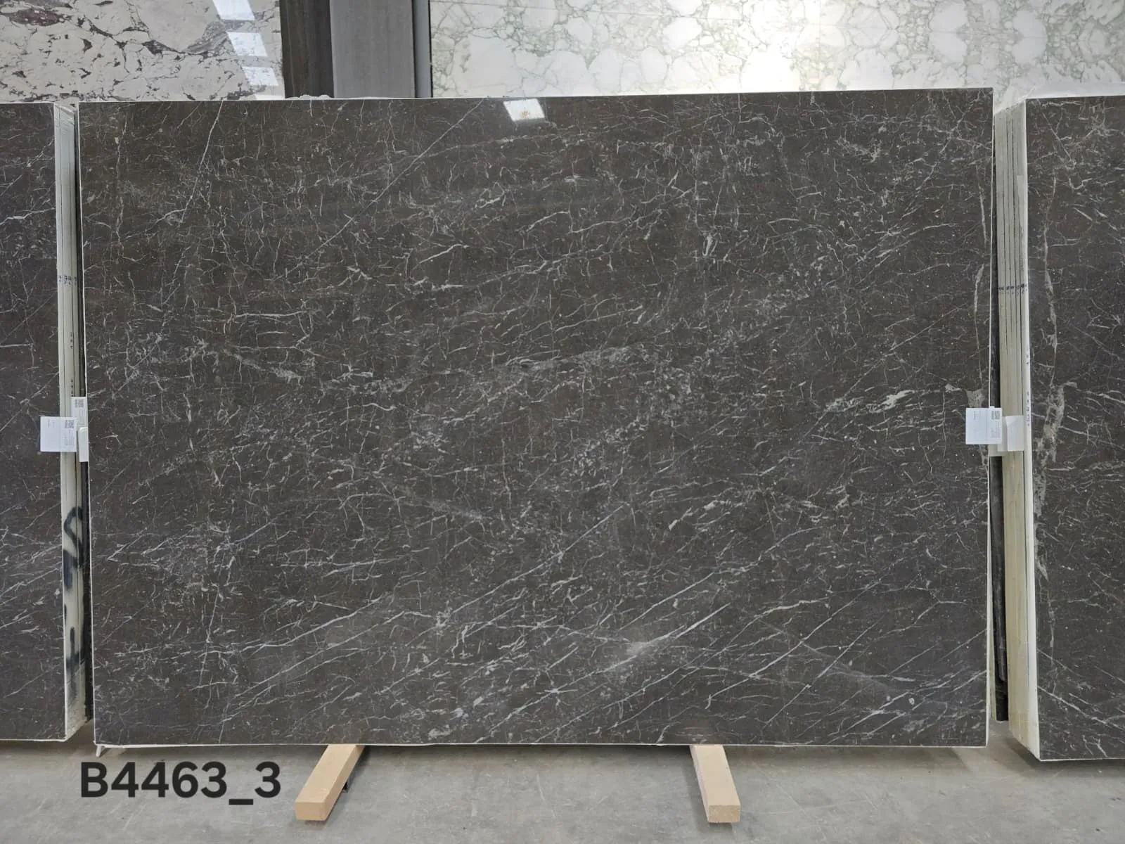 B4463 - 2 CM Irıs Grey Polished