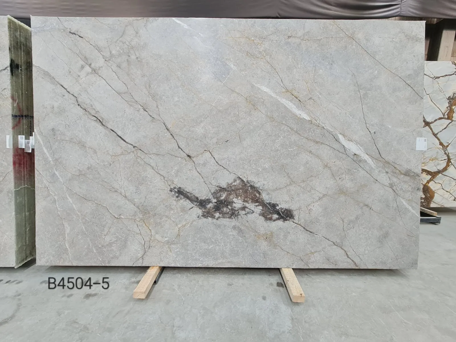 B4504 - 2 CM Silver Root Honed