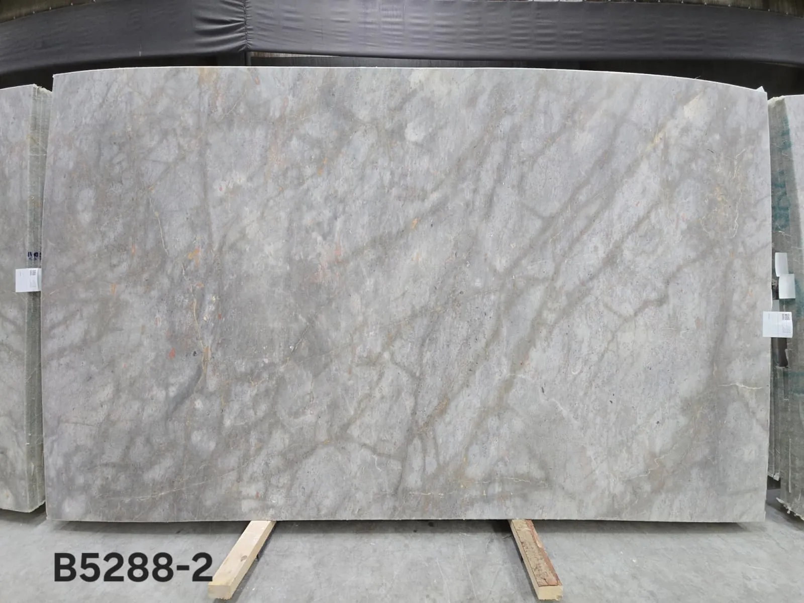 B5288 - 2 CM Baran Grey Honed