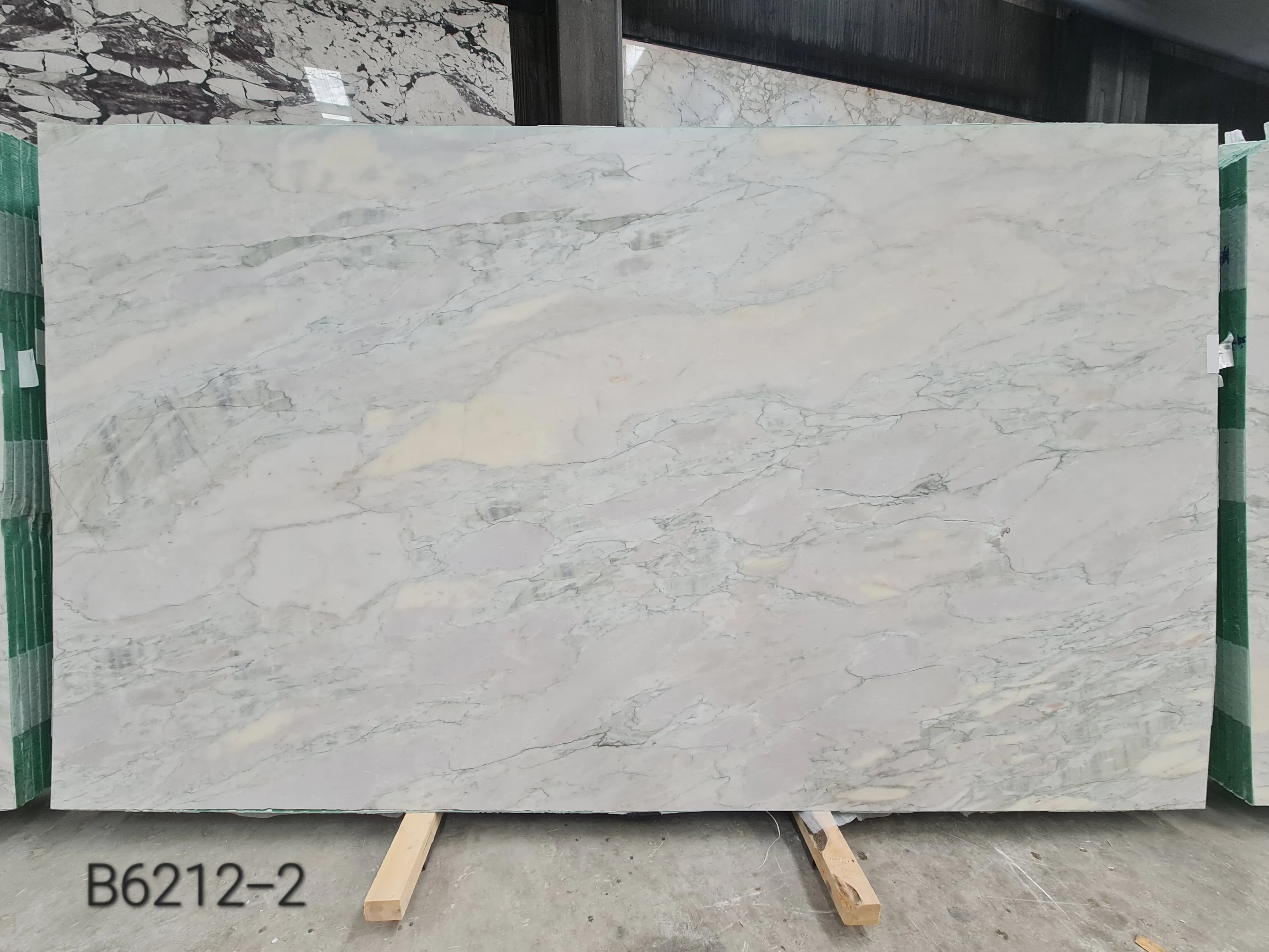 B6212 - 2 CM Arabescato Oyster Honed
