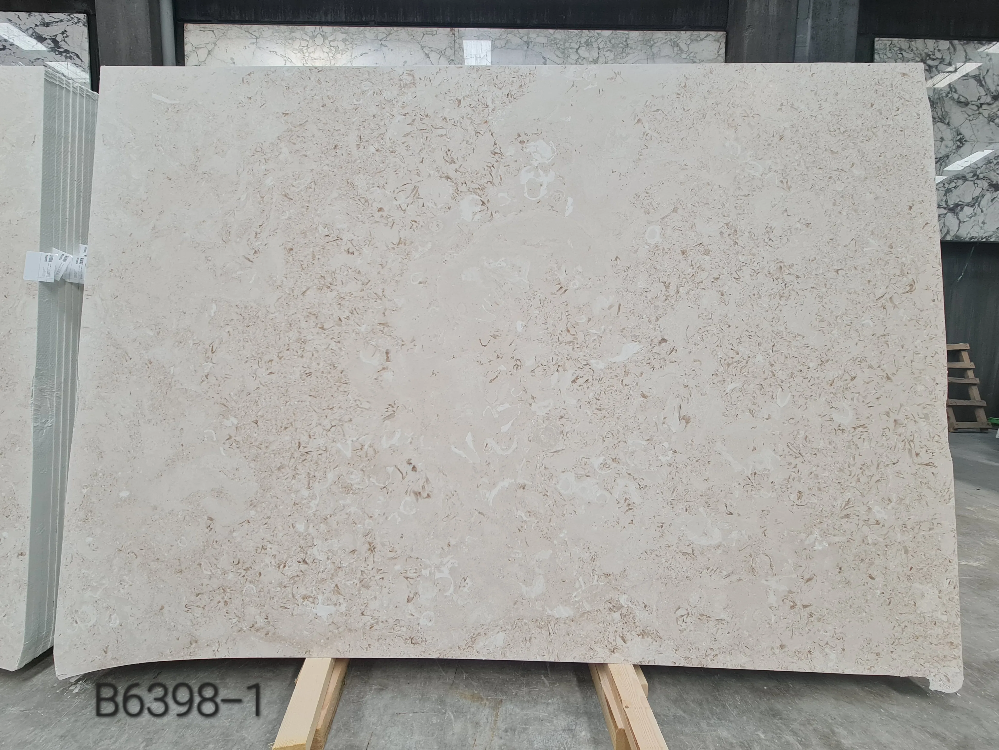 B6398 - 2 CM Myra Honed