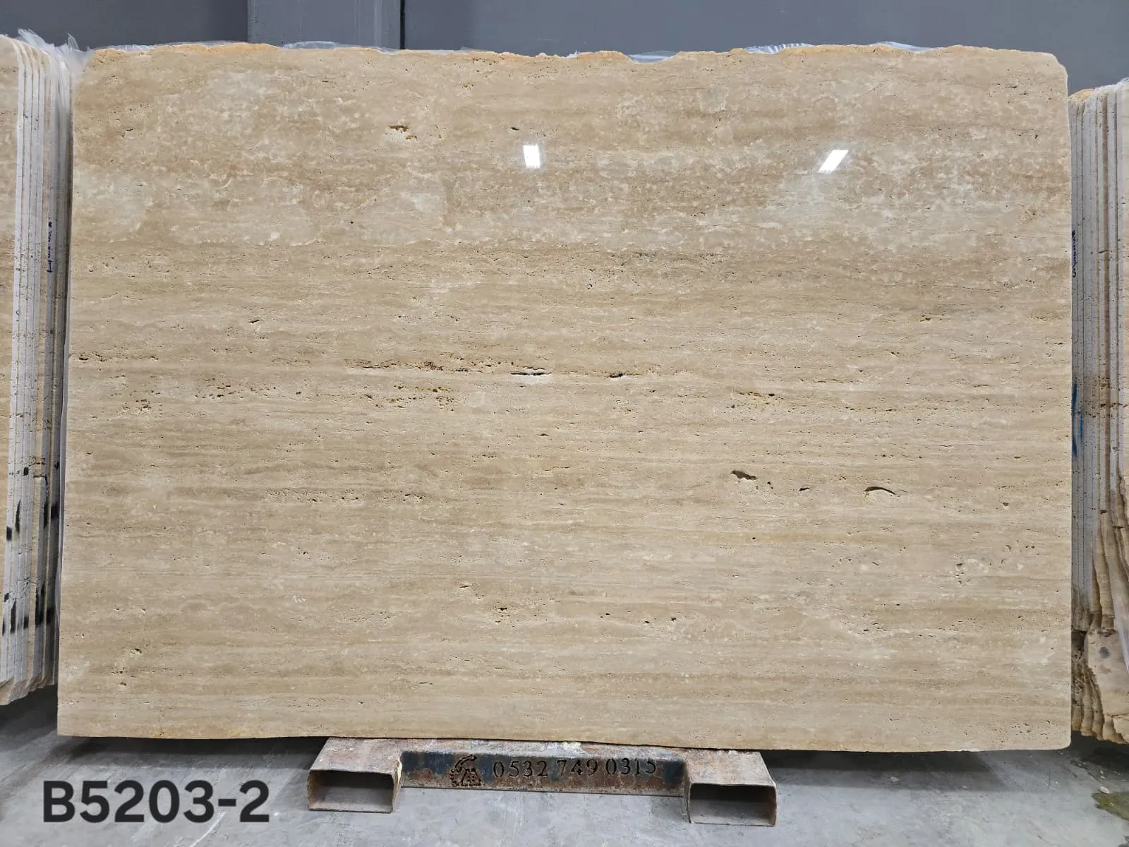 B5203 - 2 CM Veincut Travertine Unfilled Polished