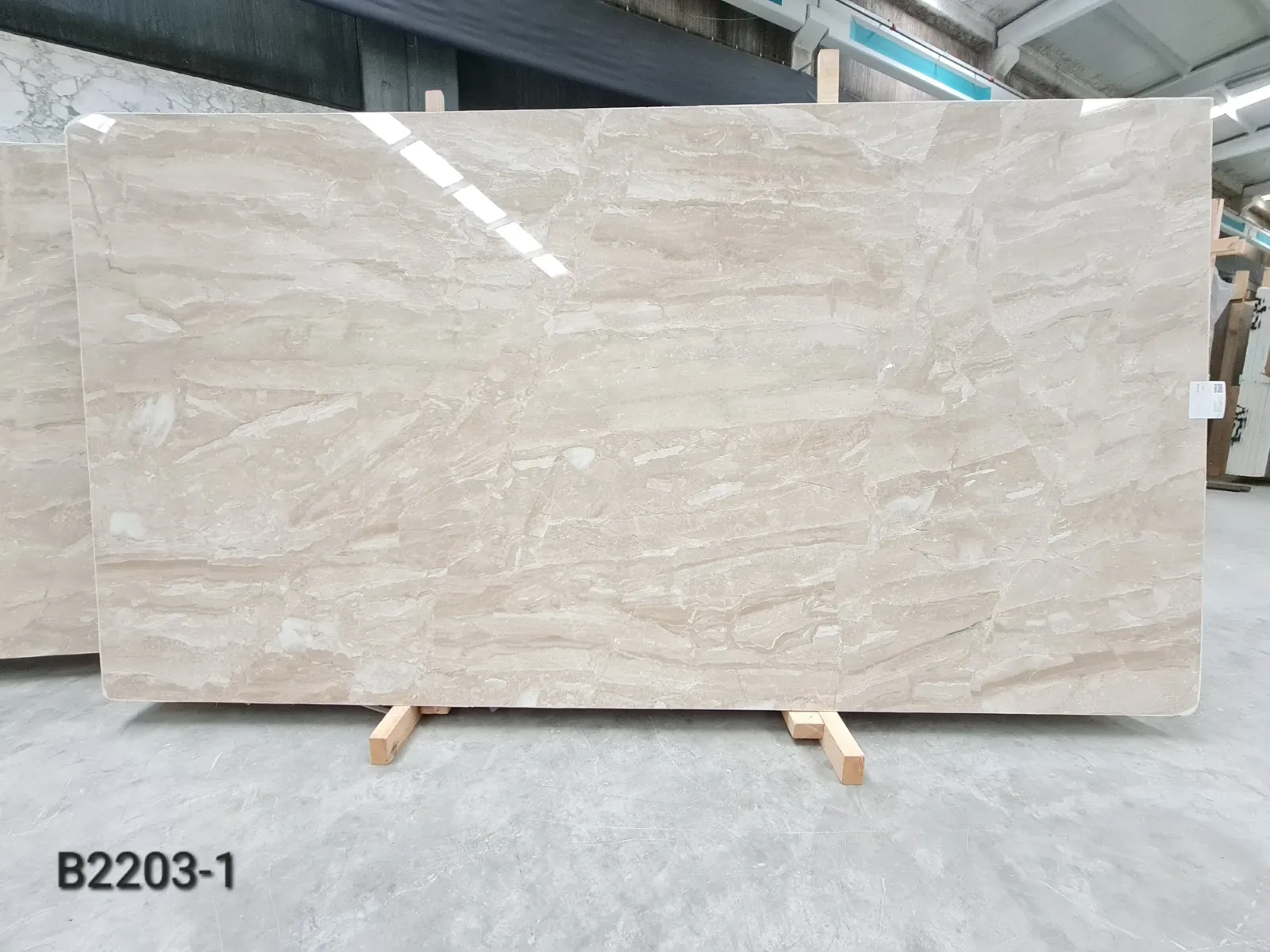 B2203 - 2 CM Diana Royal Polished