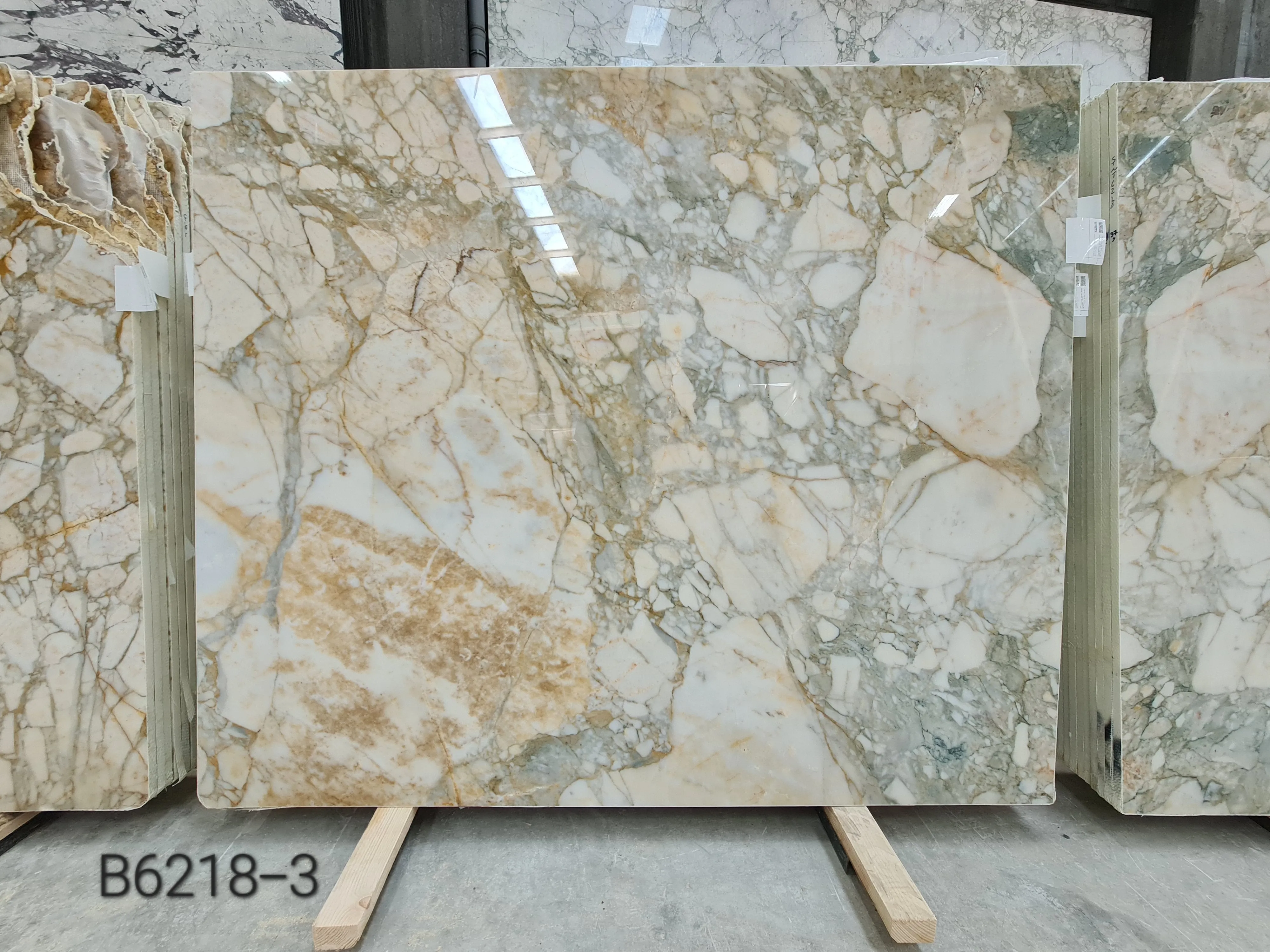 B6218 - 2 CM Calacatta Green Polished
