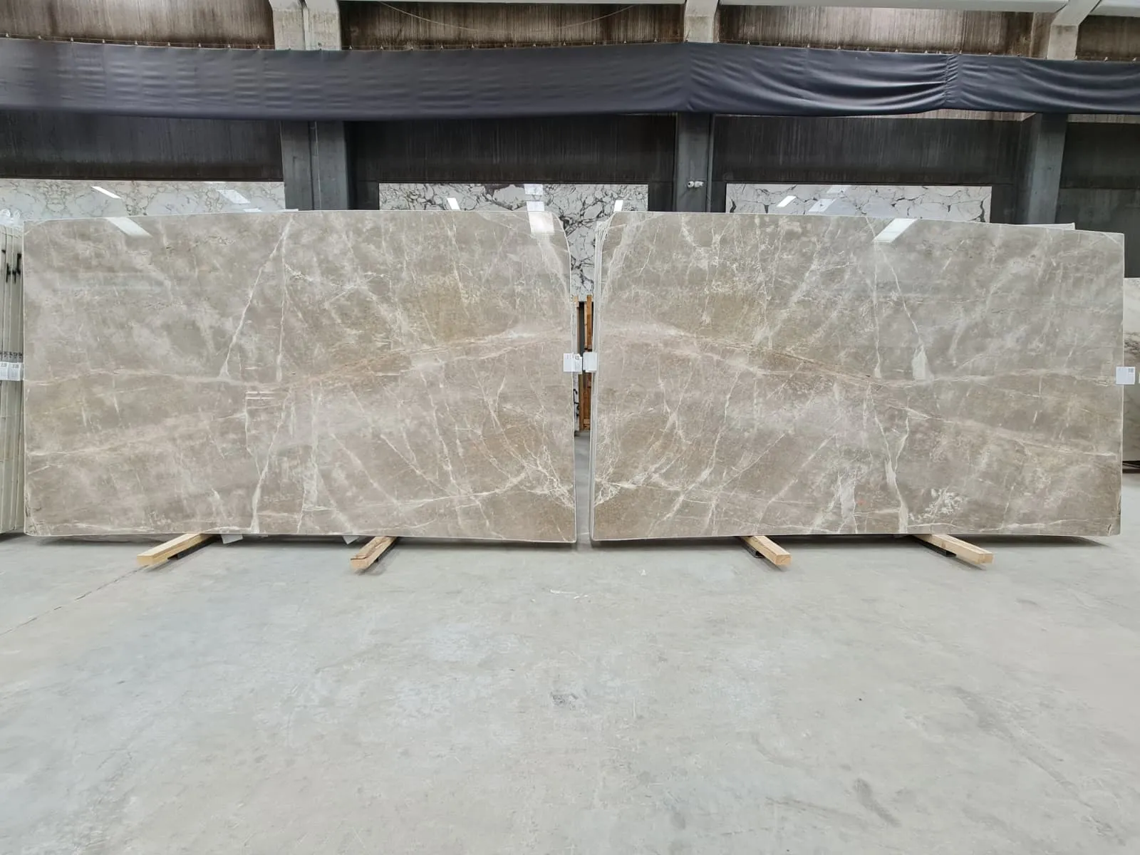 B4792 - 2 CM Karaman Grey Polished