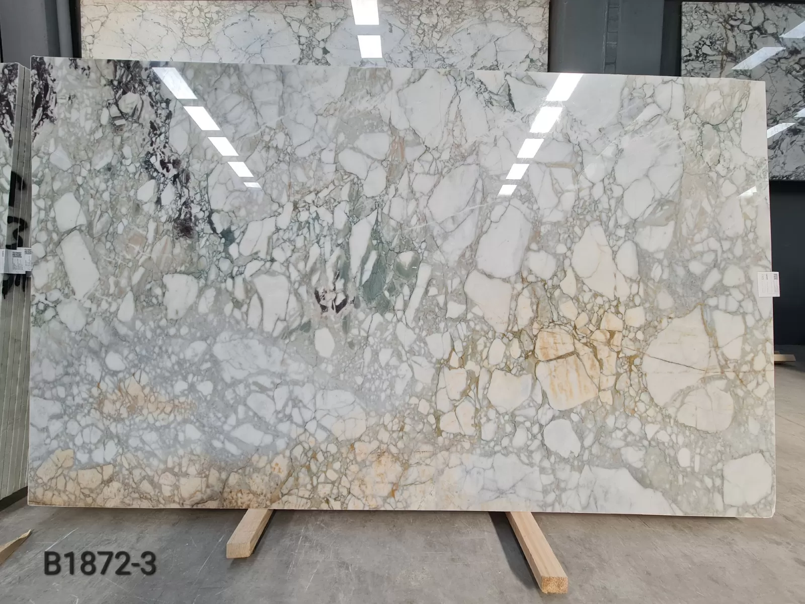 B1872 - 2CM CALACATTA GREEN POLISHED