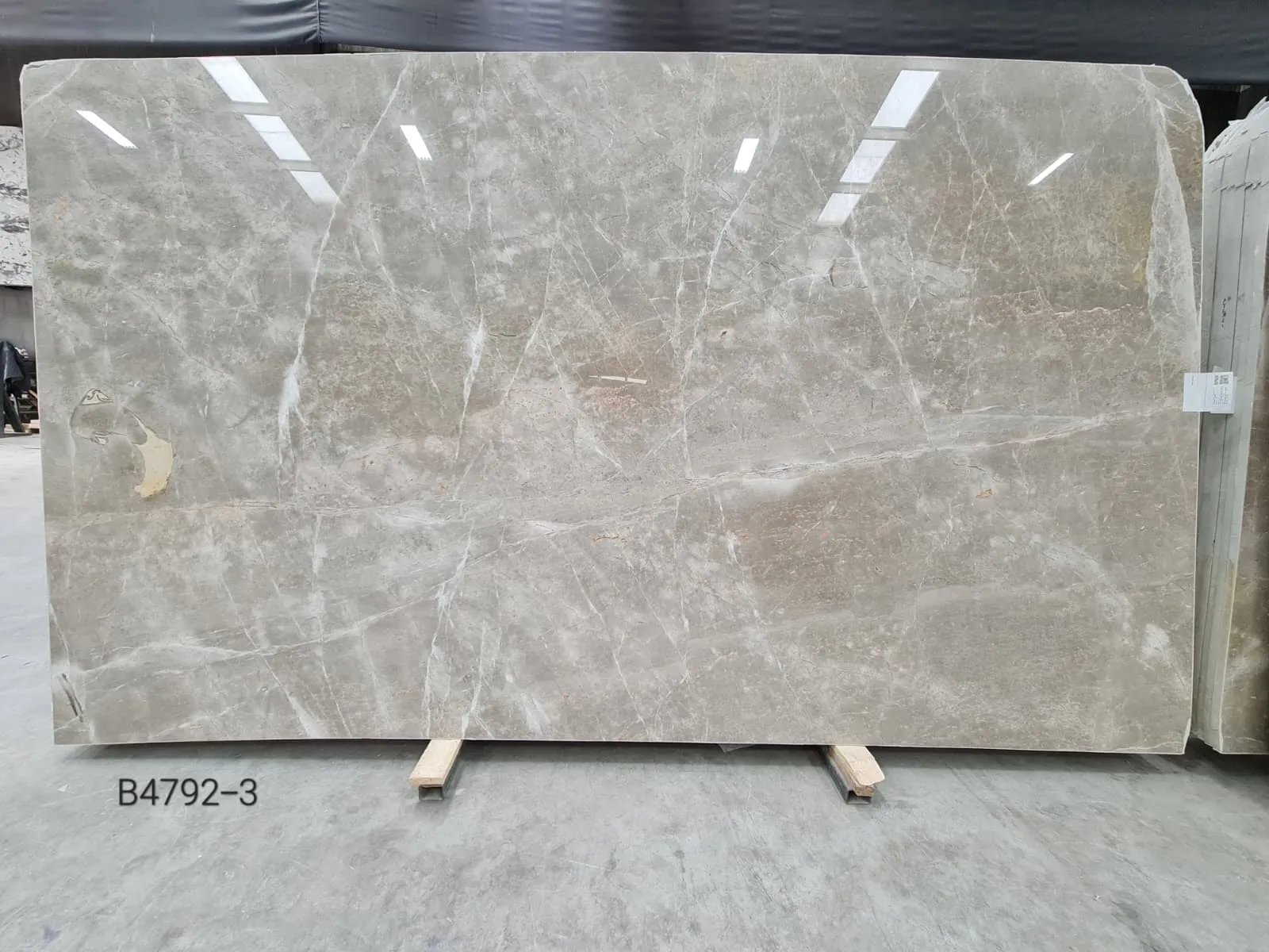 B4792 - 2 CM Karaman Grey Polished