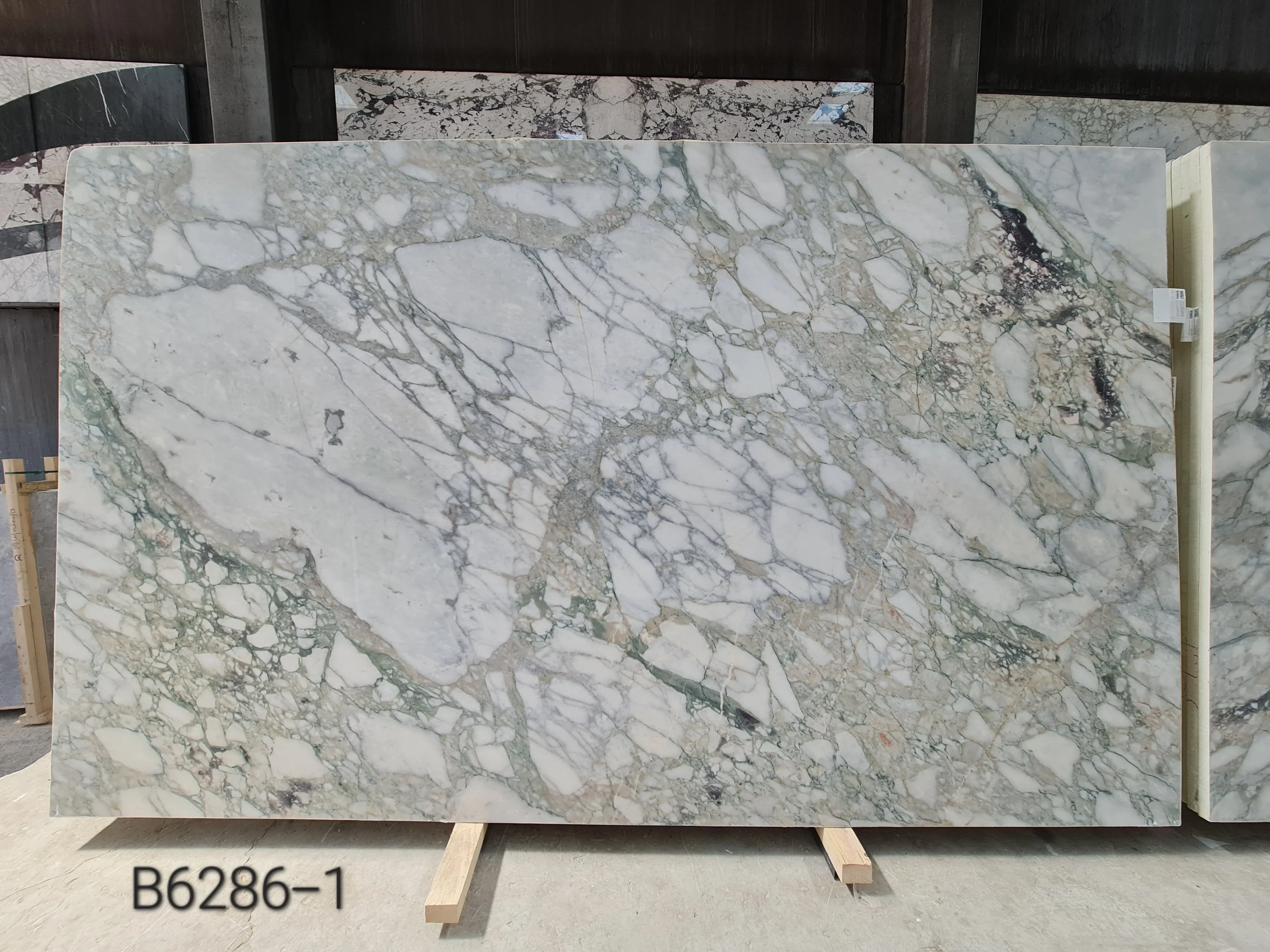 B6286 - 3 CM Calacatta Green Honed