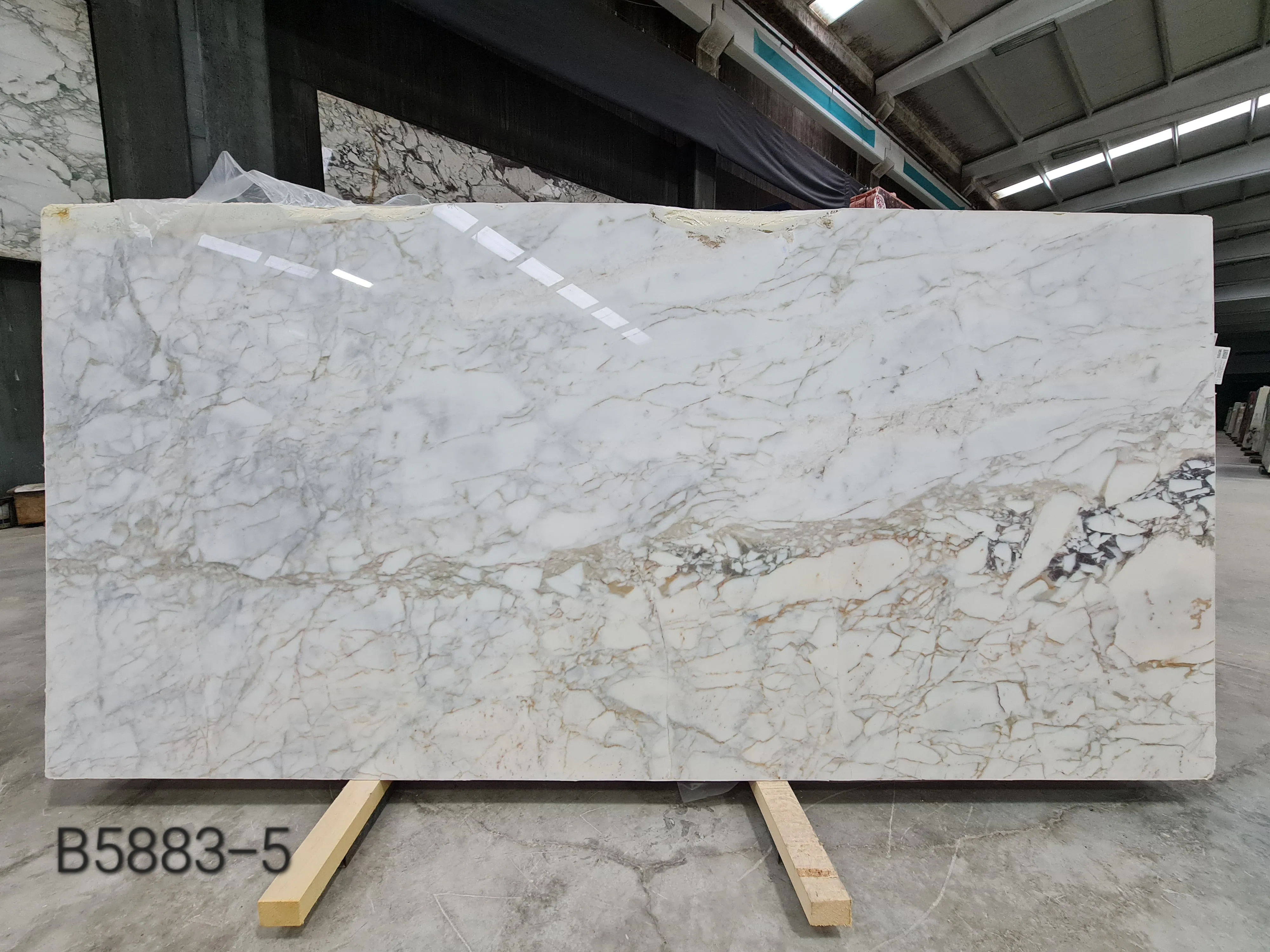 B5383 - 2 CM Afyon Gold Polished