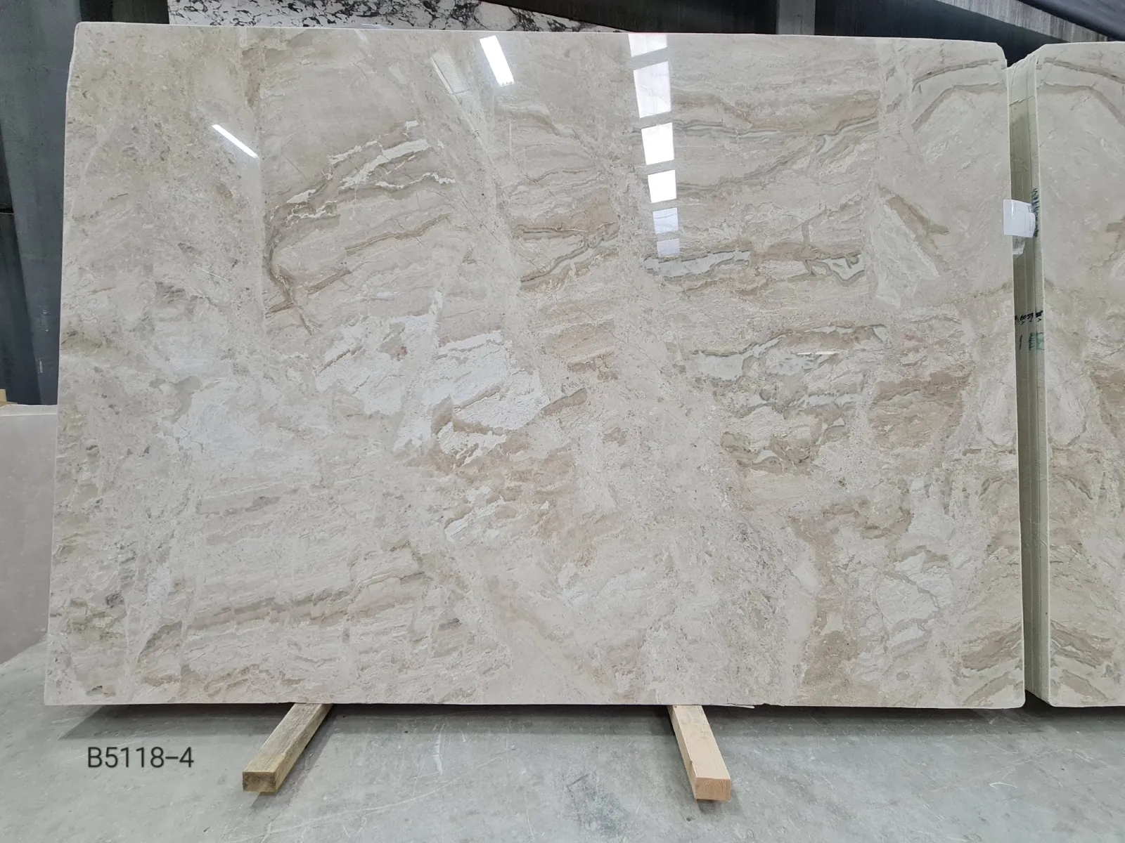 B5118 - 2 CM Diana Royal Polished