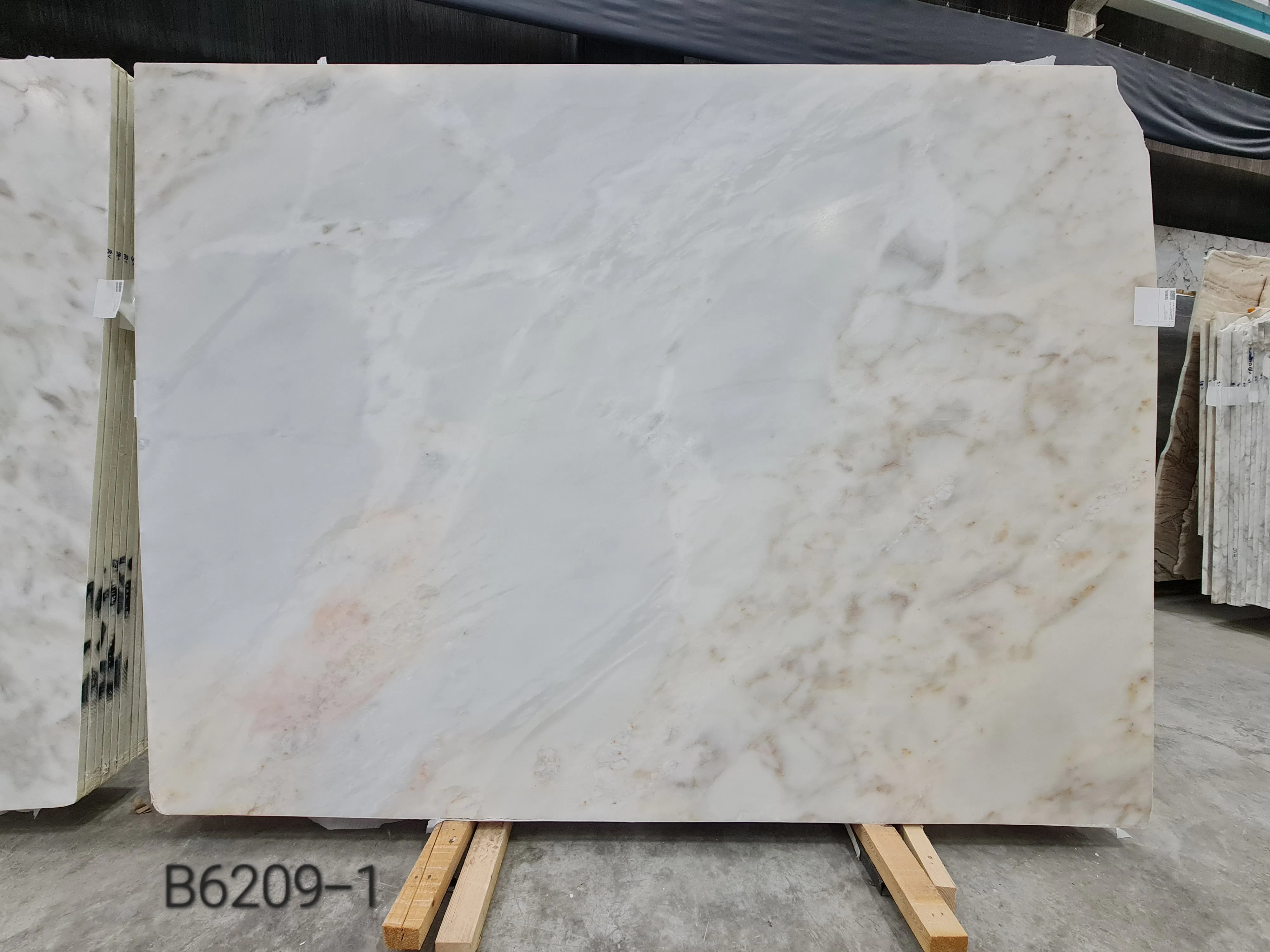B6209 - 2 CM Afyon Gold Honed