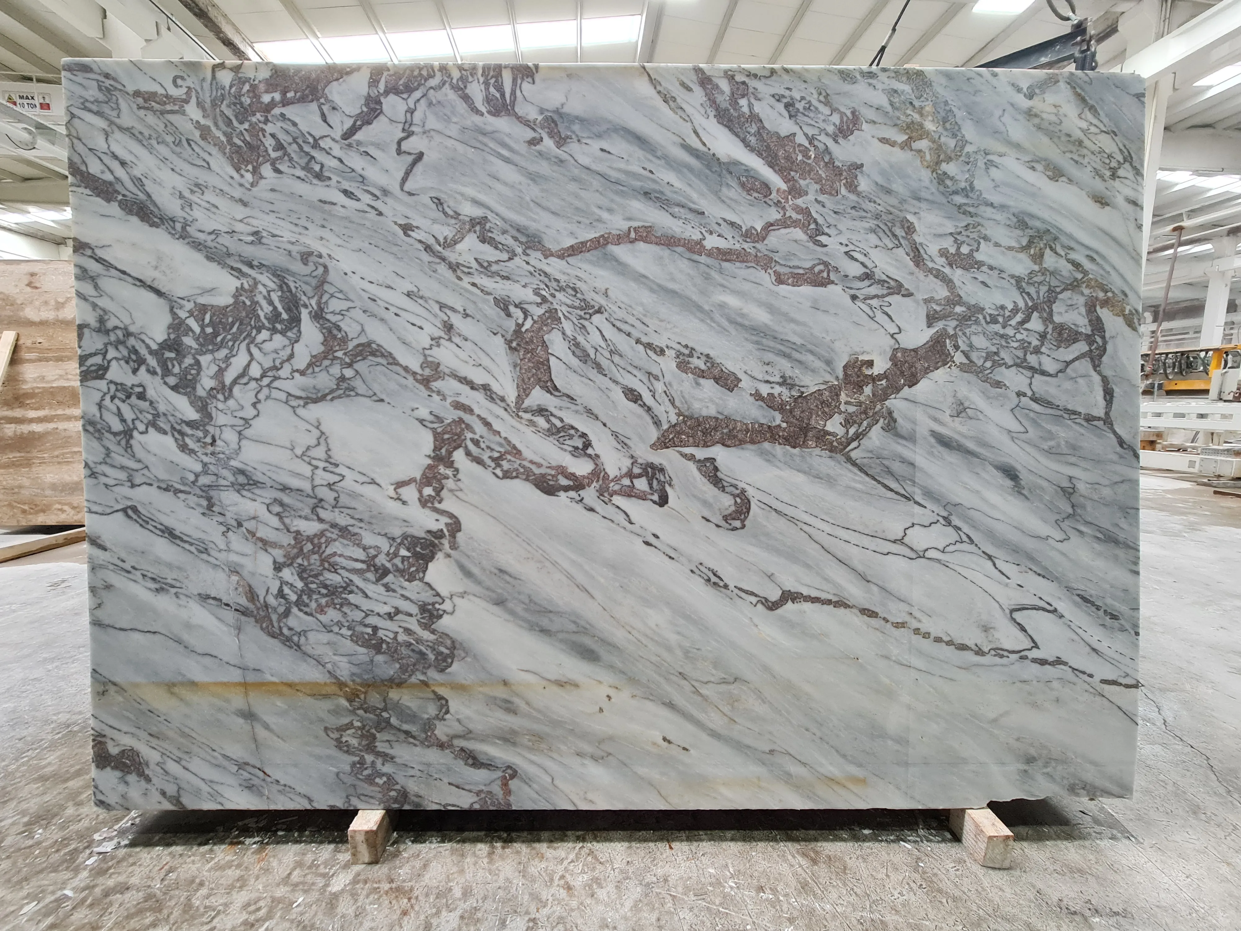 B130 - 2 CM Sahara Grey Raw