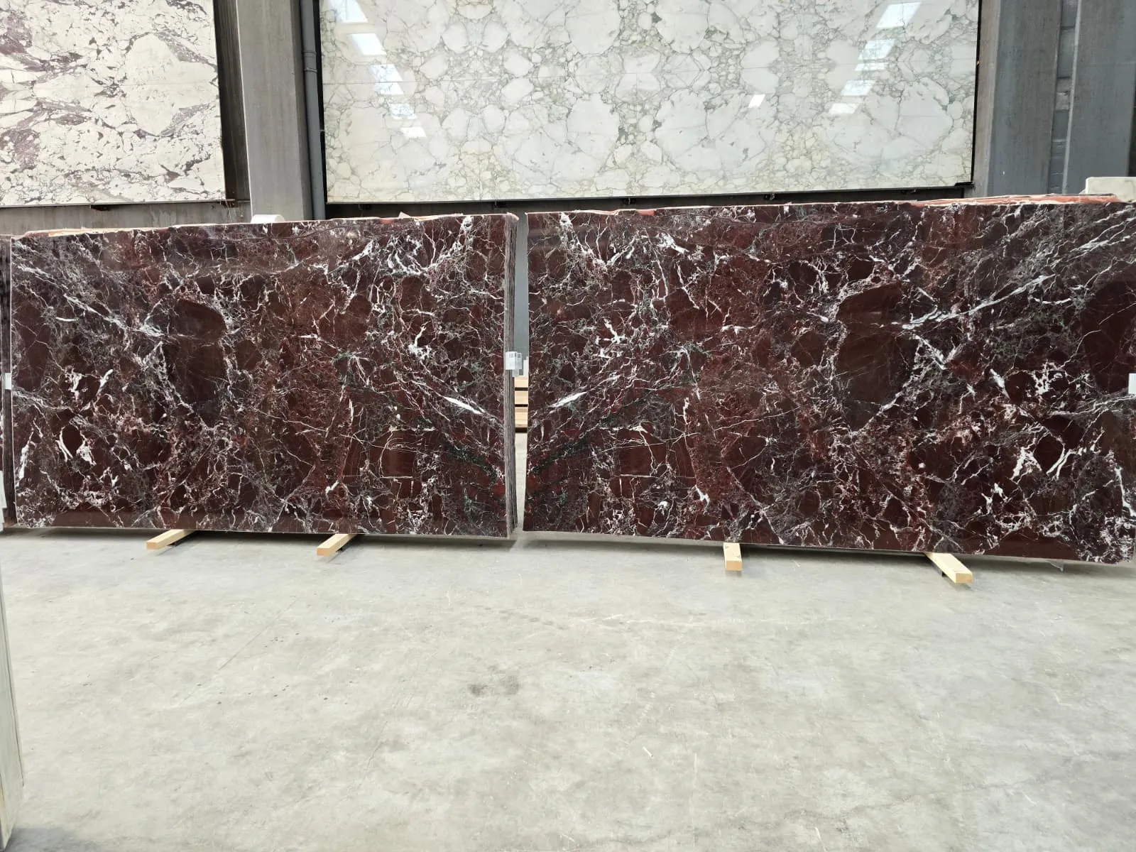 B4587 - Rosso Levanto Polished