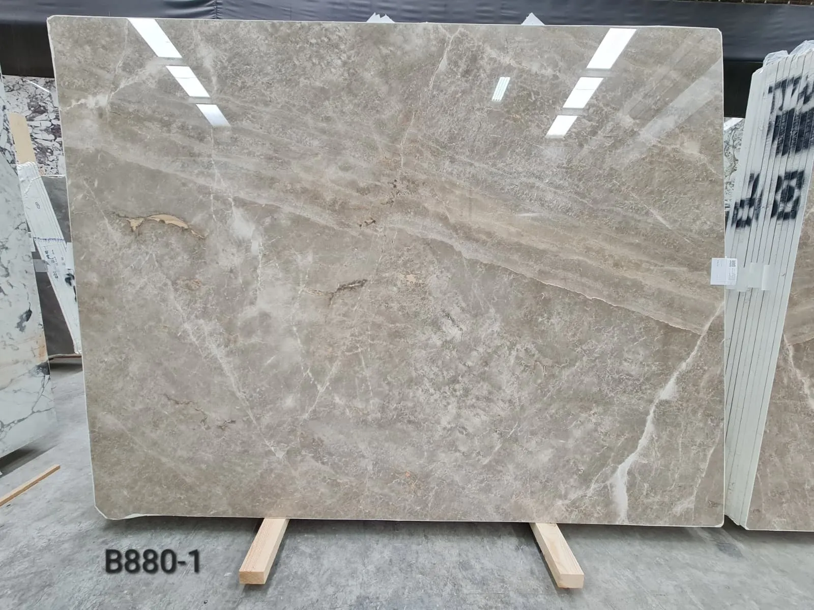 B880 - 2 CM Karaman Grey Polished