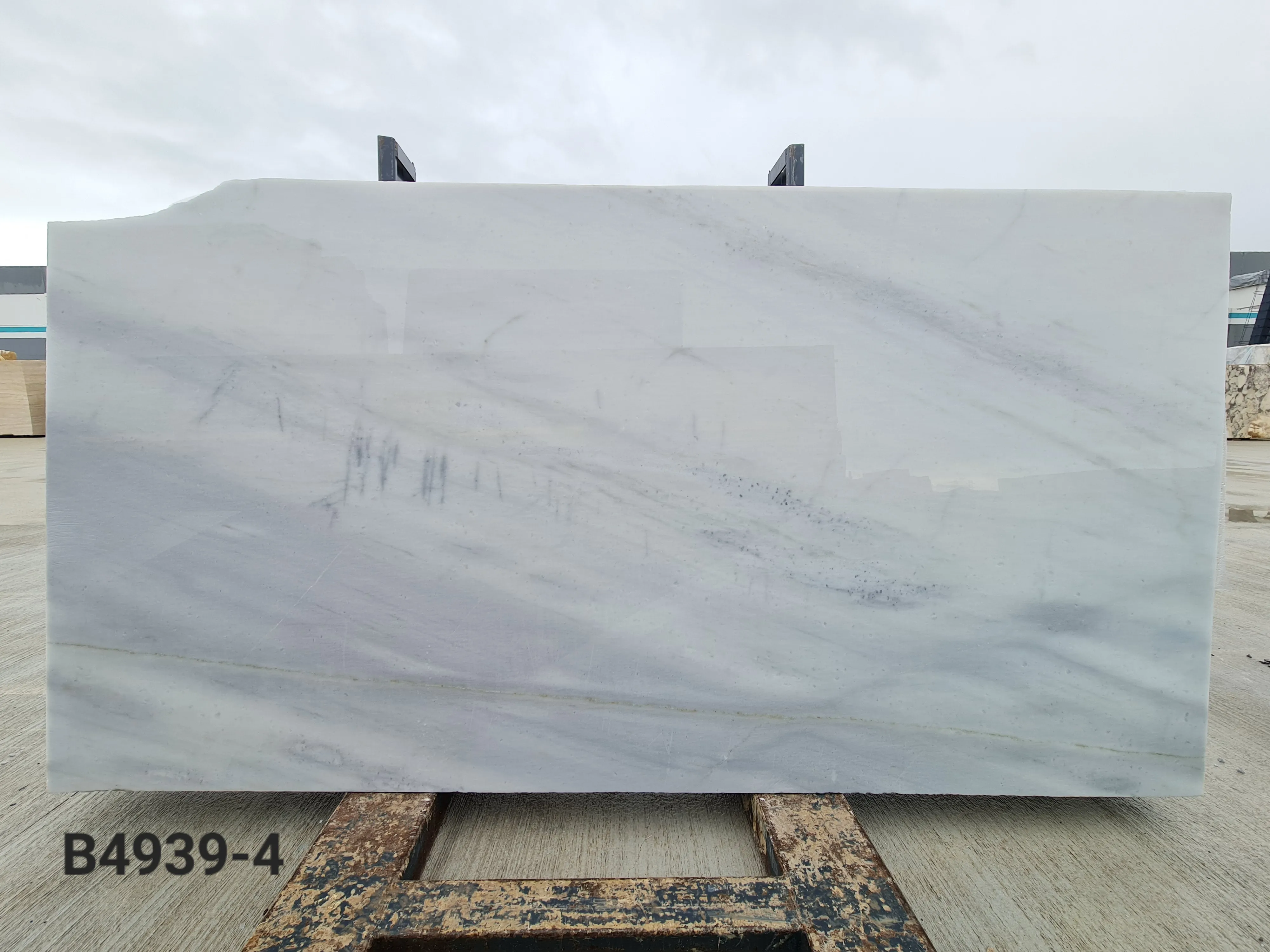 B4939 - 2 CM Kemalpasa White Polished