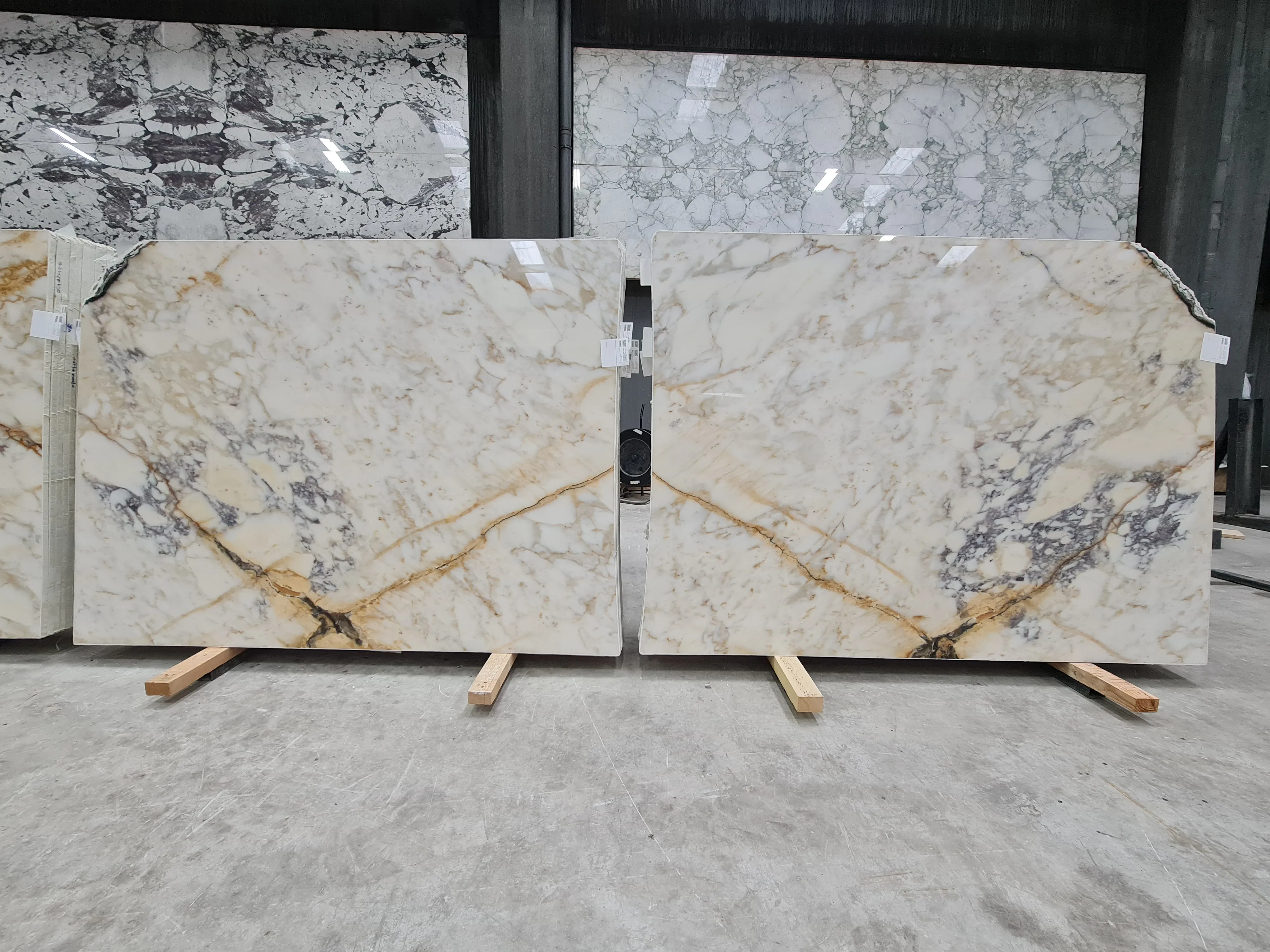 B4950 - 2 CM Afyon Sugar Violet Polished