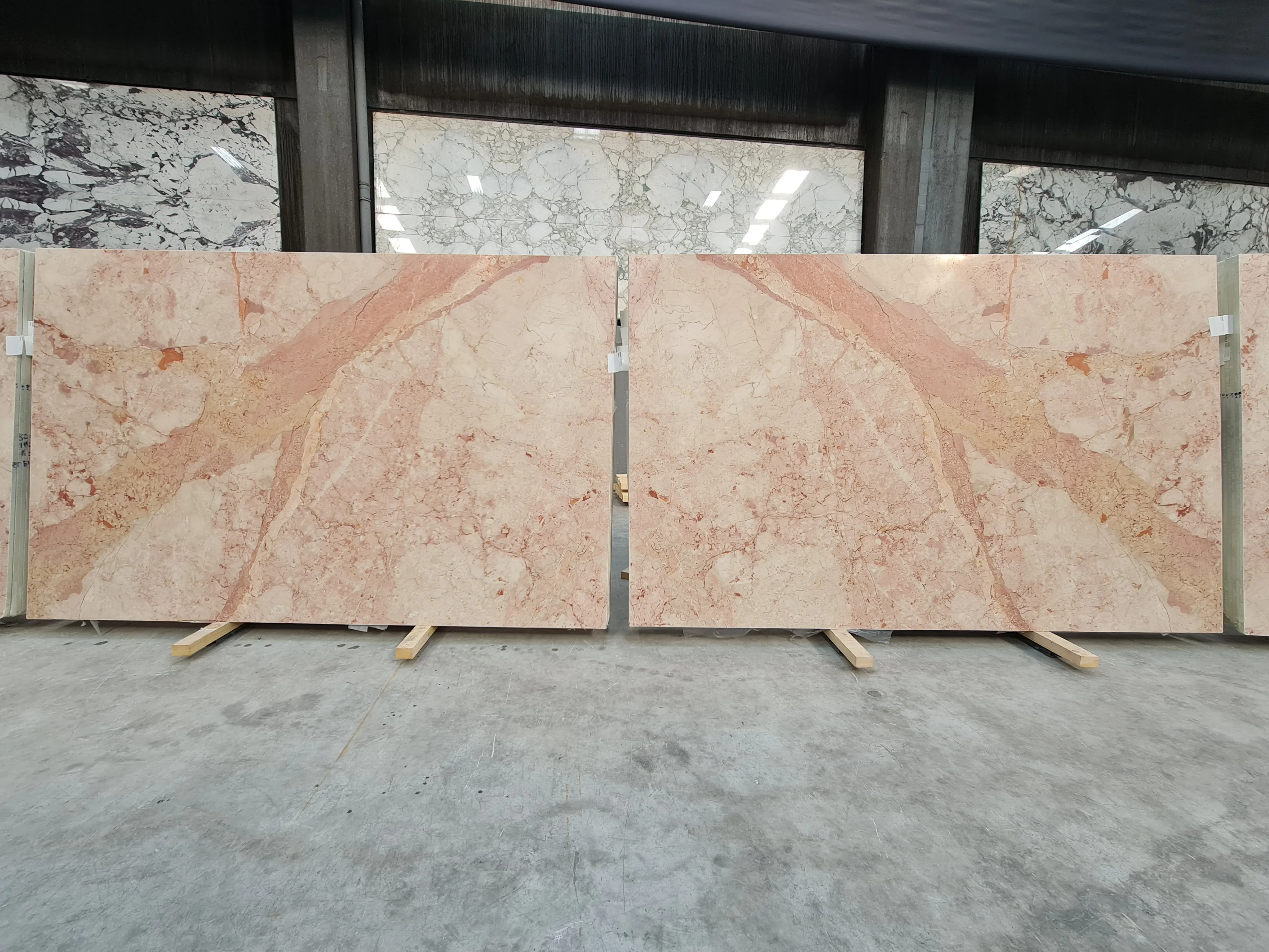 B6157 - 2 CM TERRACOTTA HONED