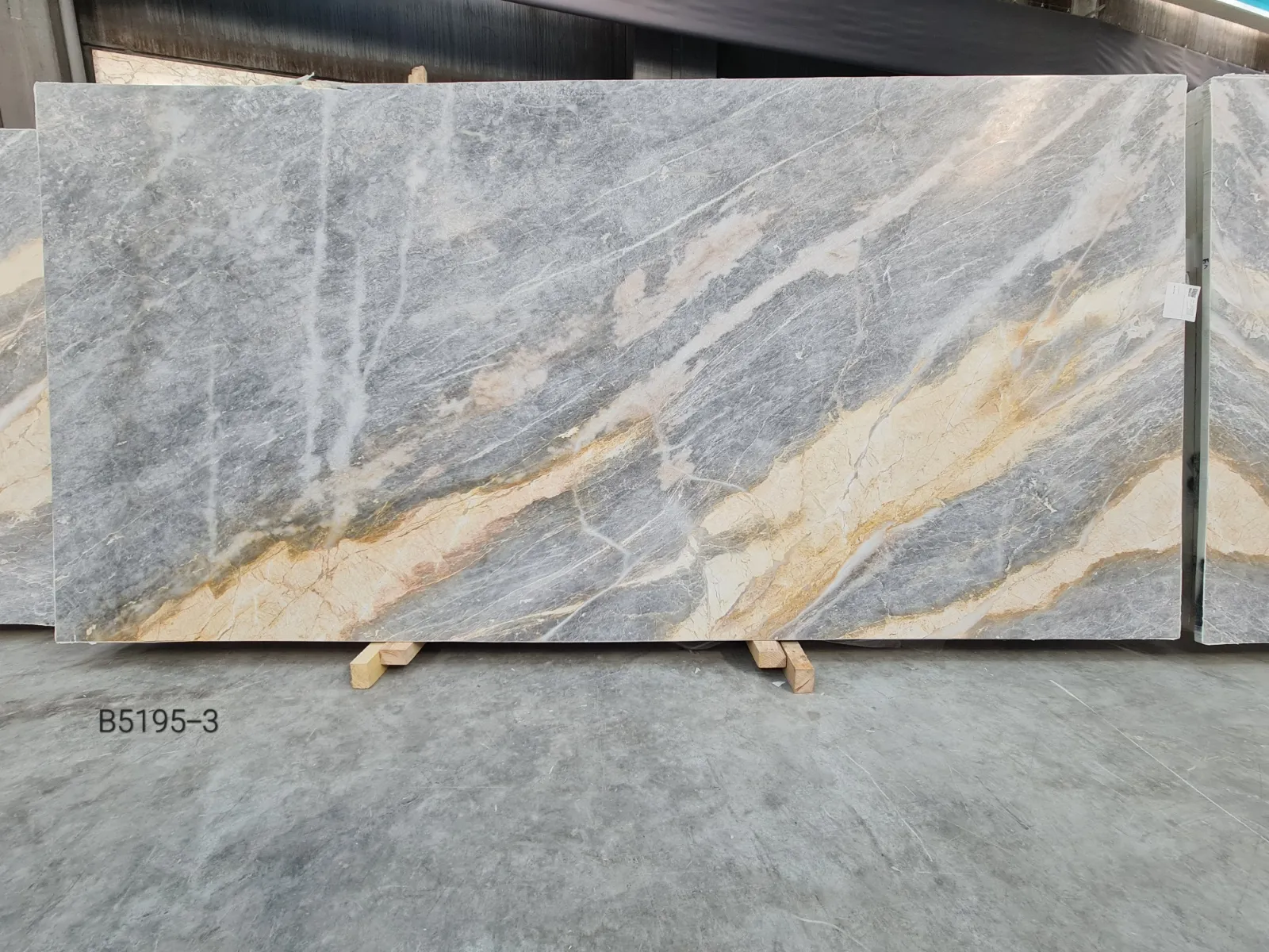 B5195 - 2 CM Patagonia Honed