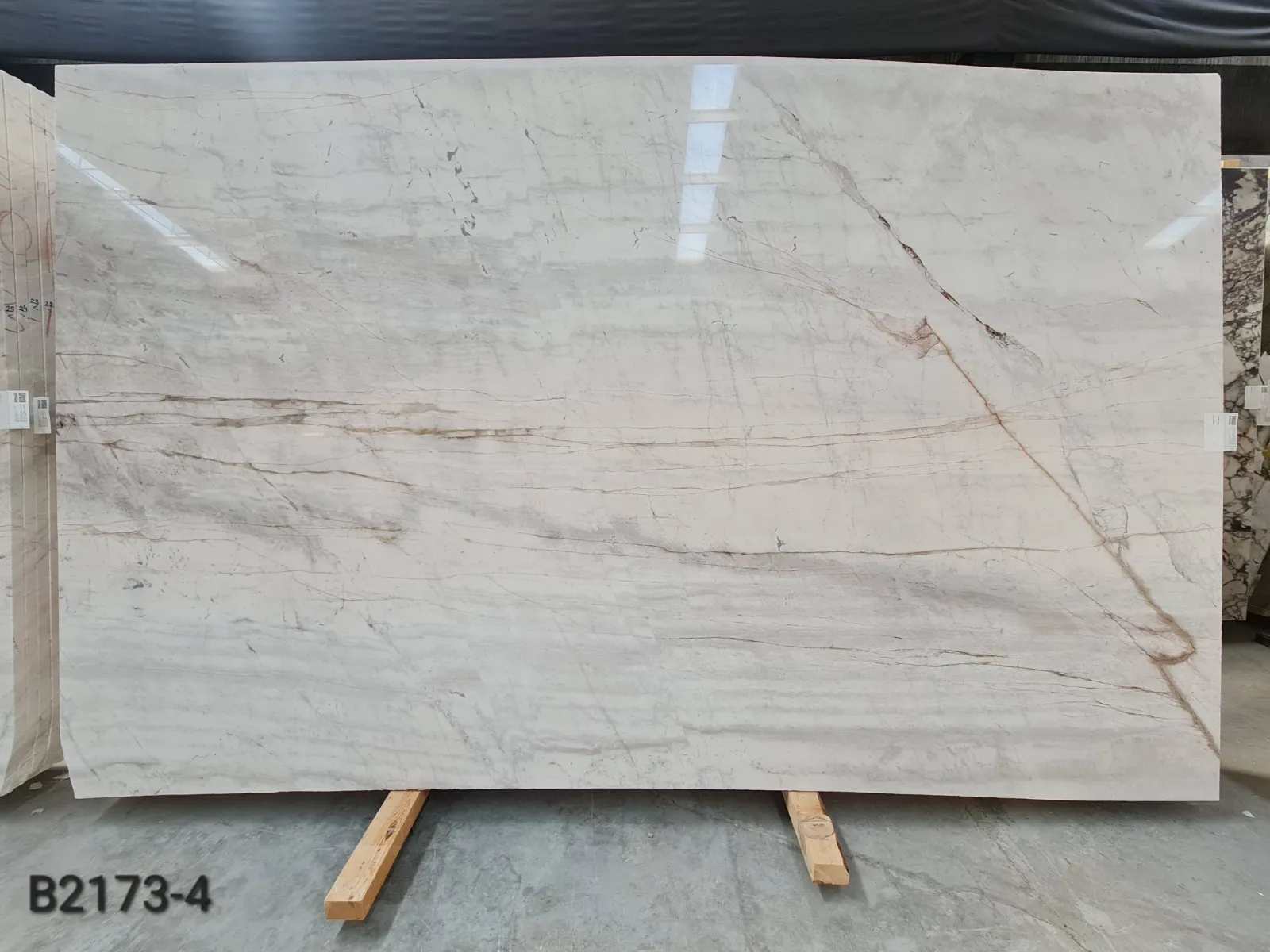 B2173 - Rosso Dolomite Polished