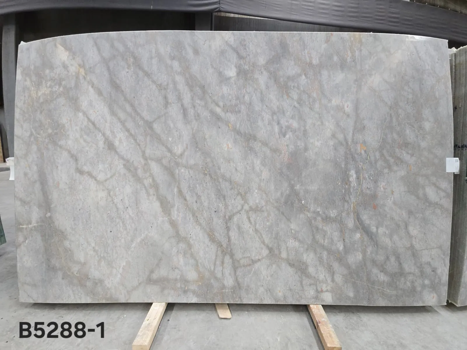 B5288 - 2 CM Baran Grey Honed