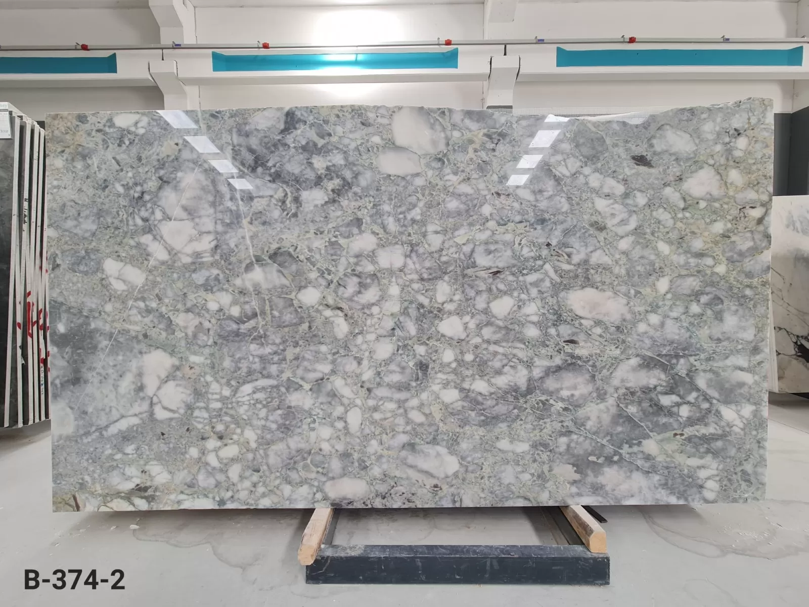 B374 - 2 CM Grey Vernal Polished