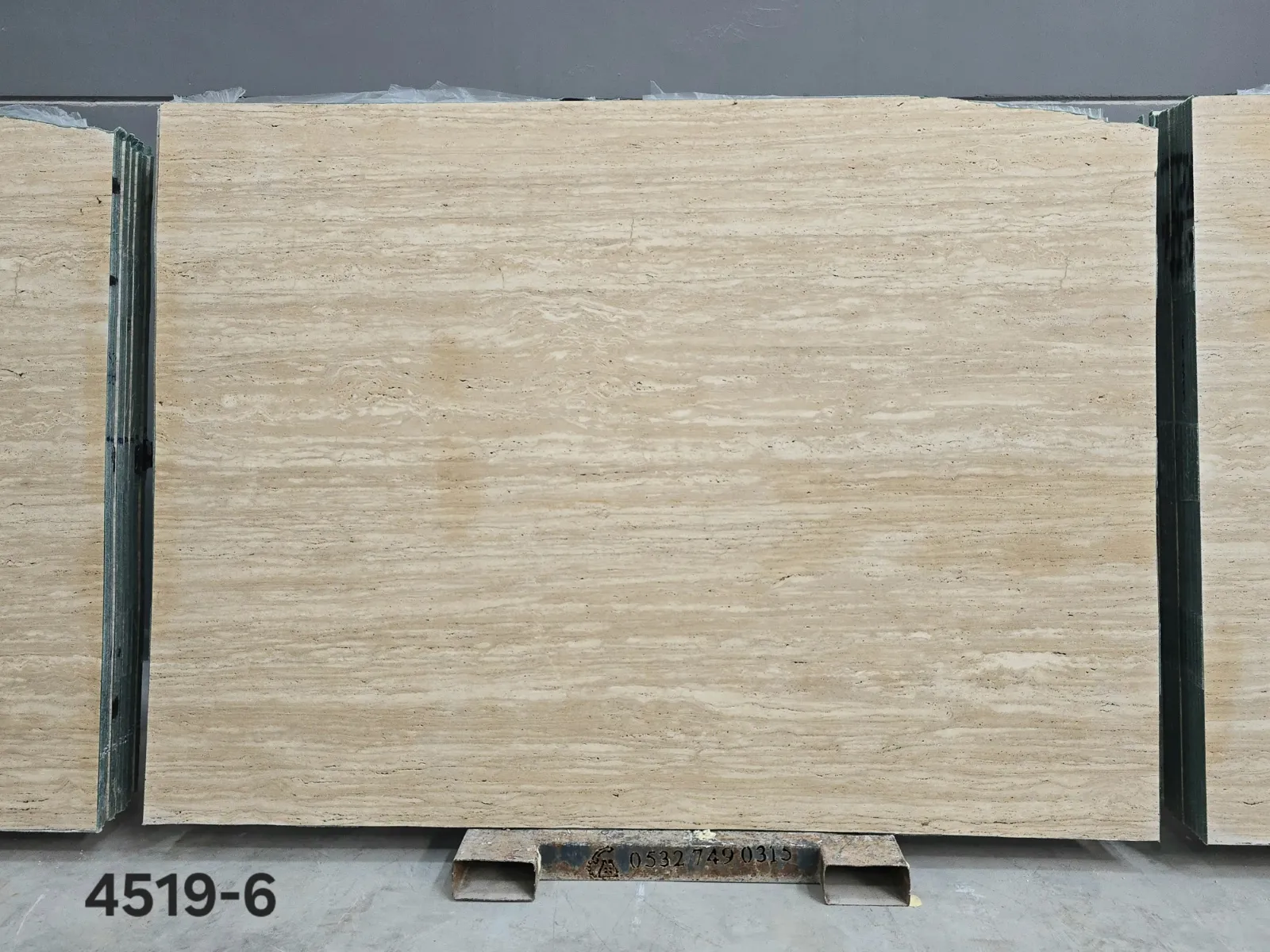 4519 - 2 CM Light Travertine Unfilled Honed