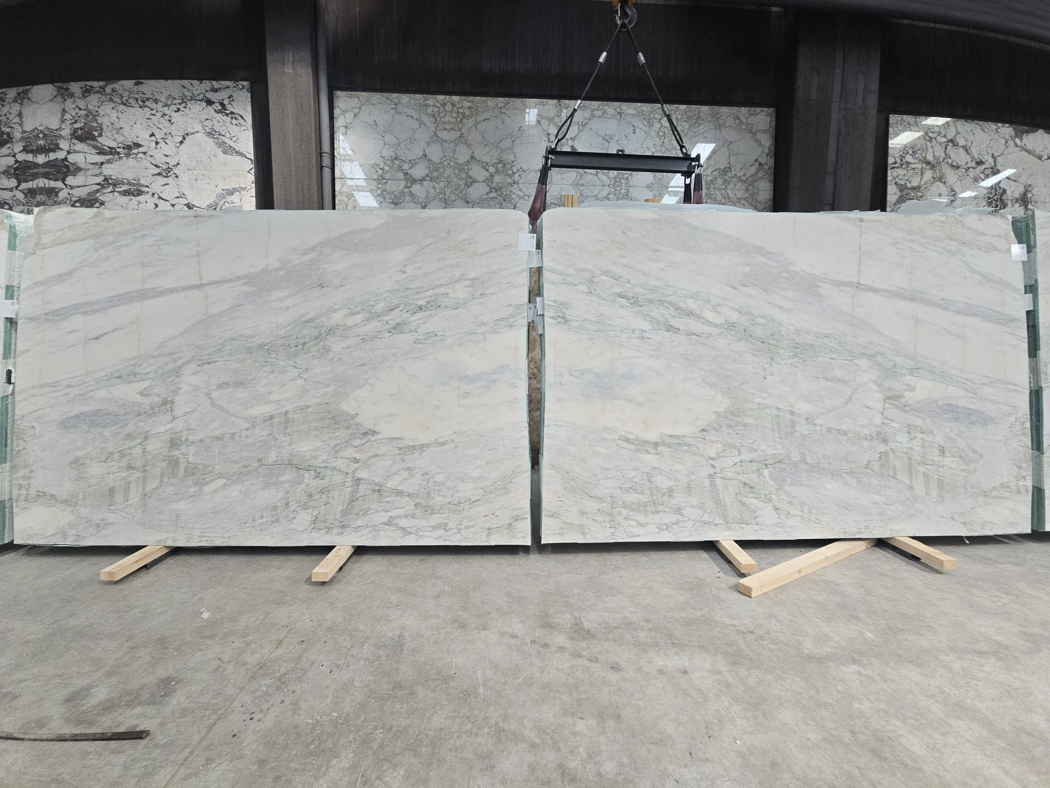 B6297 - 2 CM Arabescato Oyster Honed