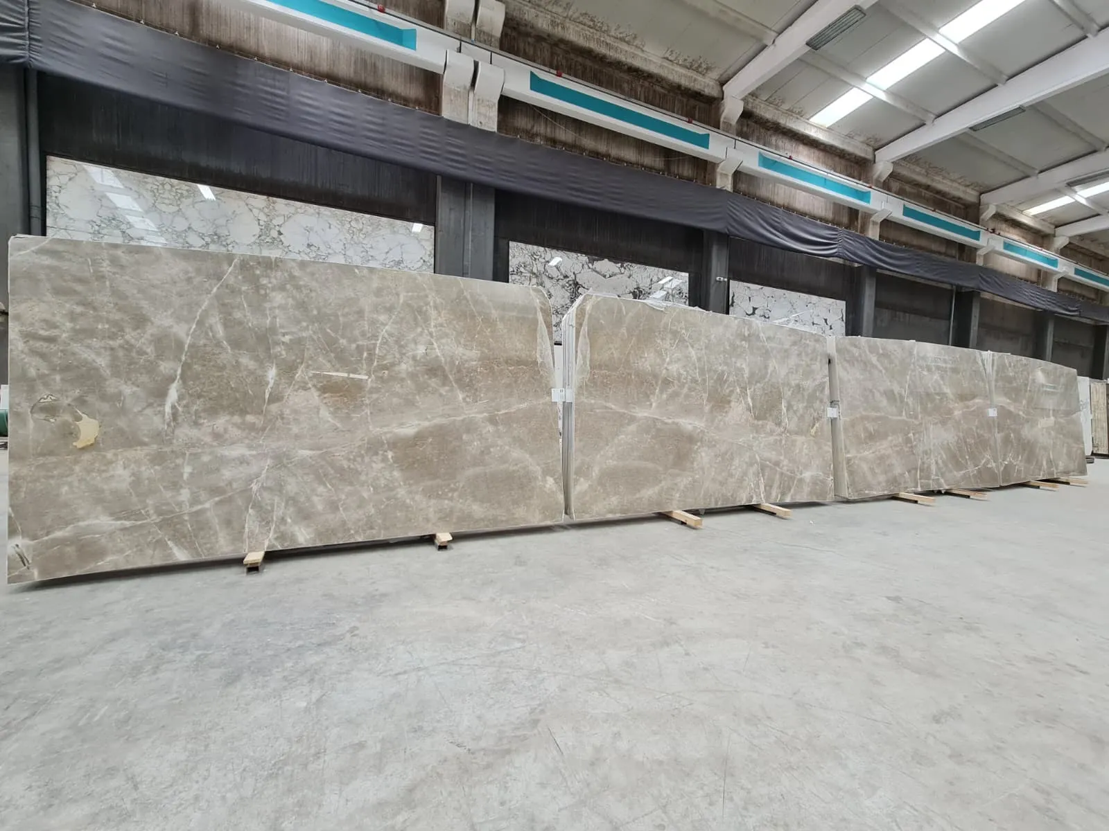 B4792 - 2 CM Karaman Grey Polished