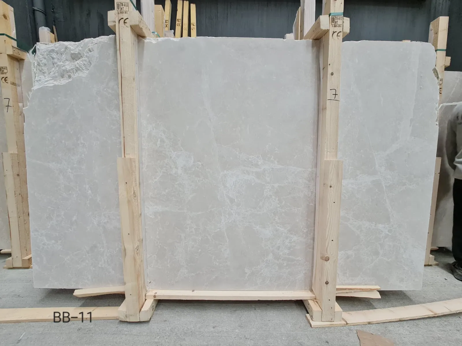 BB10-11 - 2 CM Burdur Beige Honed