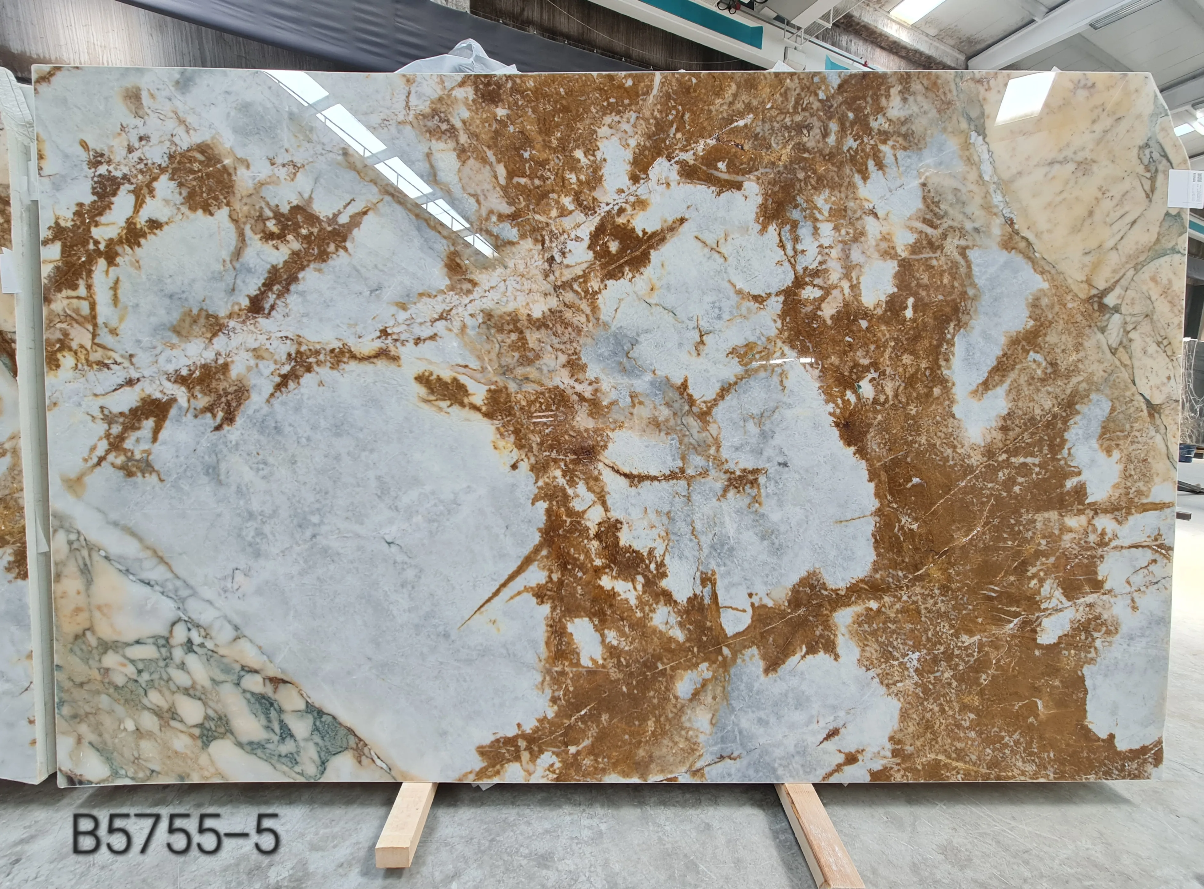 B5755 - 2 CM Imperiale Gold Polished
