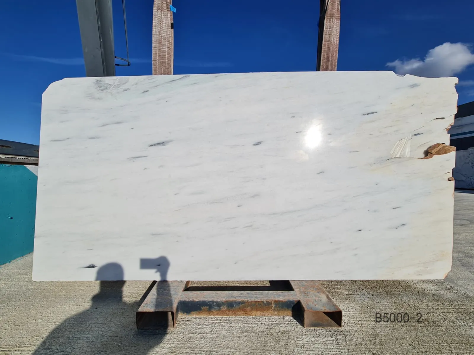 B5000 - 2 CM Opal White Polished