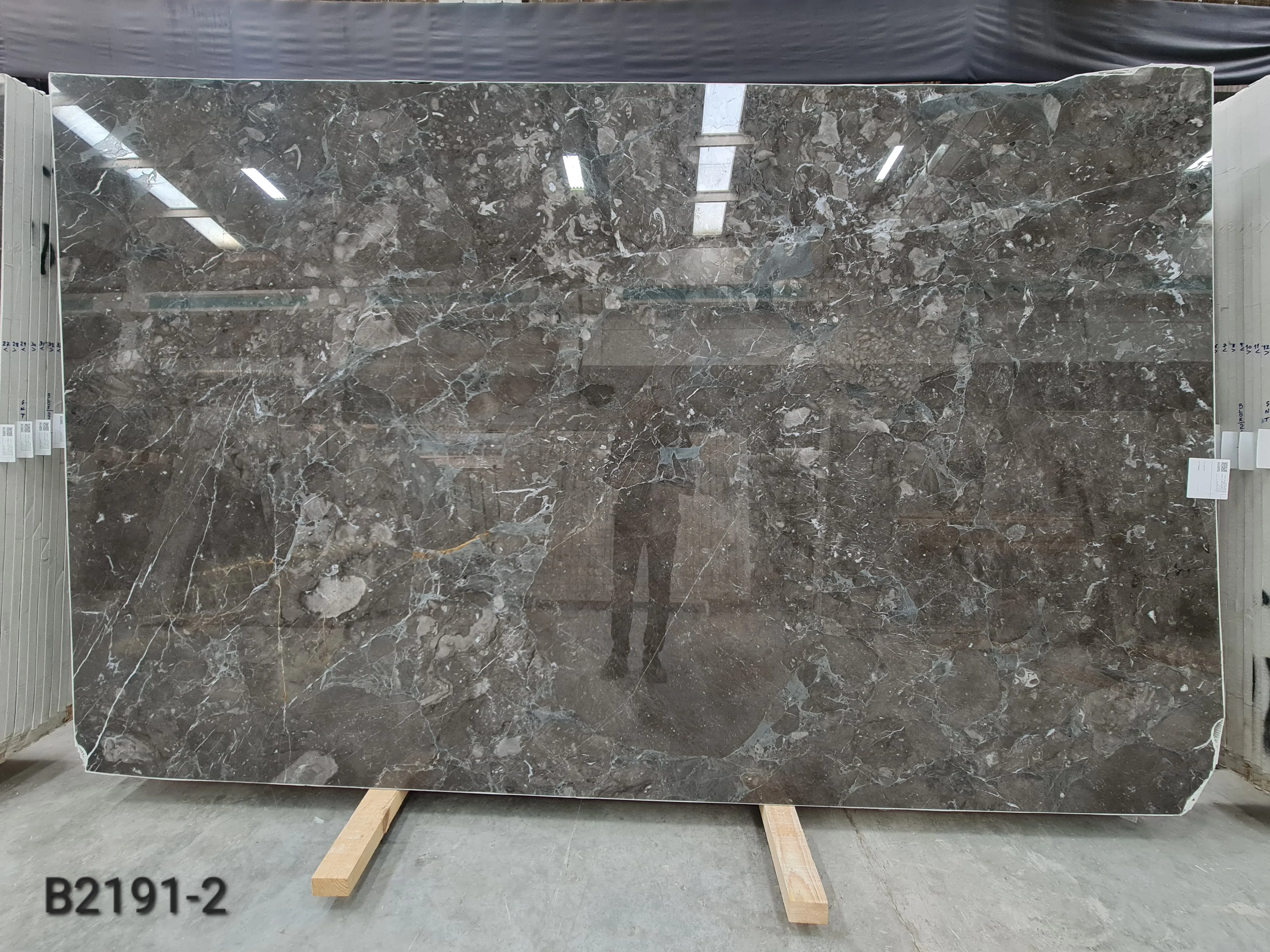 B2191 - 2 CM Prestige Brown Polished