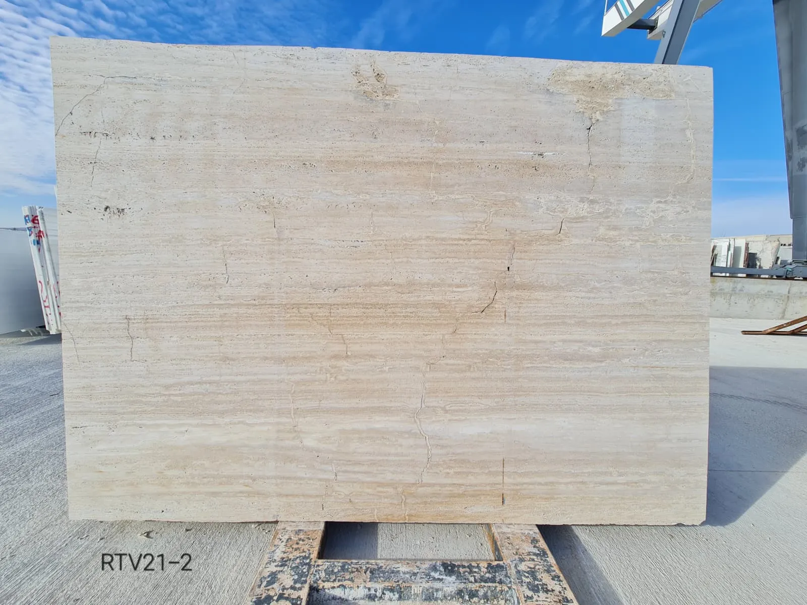 RTV21 - 2 CM Riva Travertine Veincut Raw