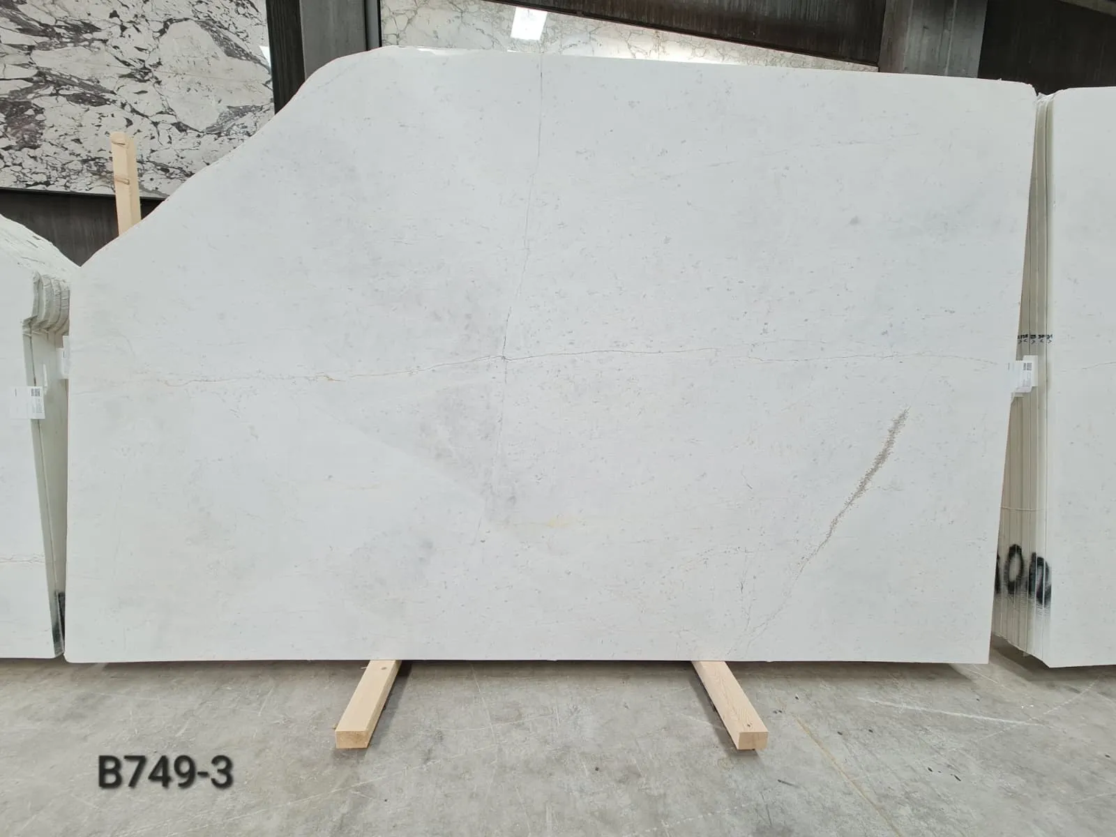 B749 - 2 CM Iceberg Dolomite Honed