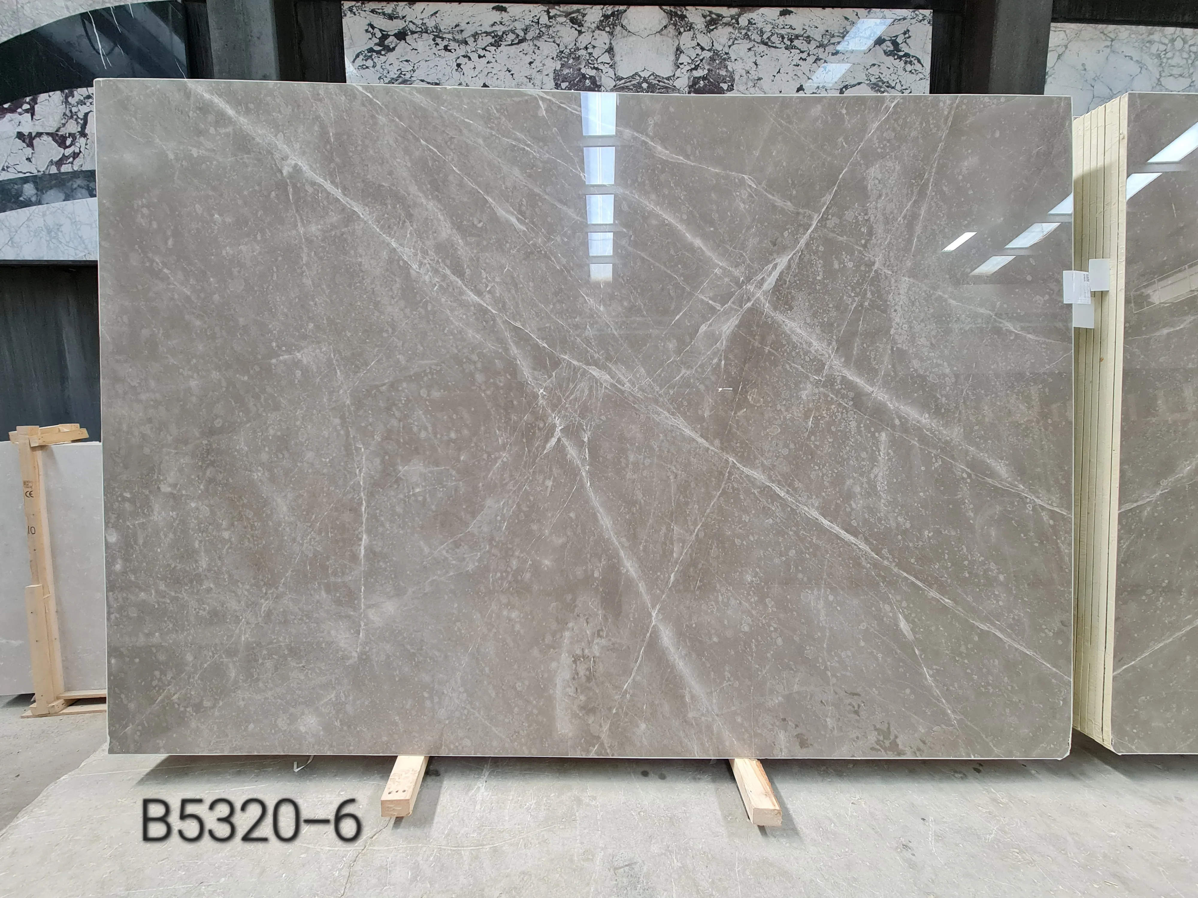 B5320 - 2 CM Tempus Grey Polished