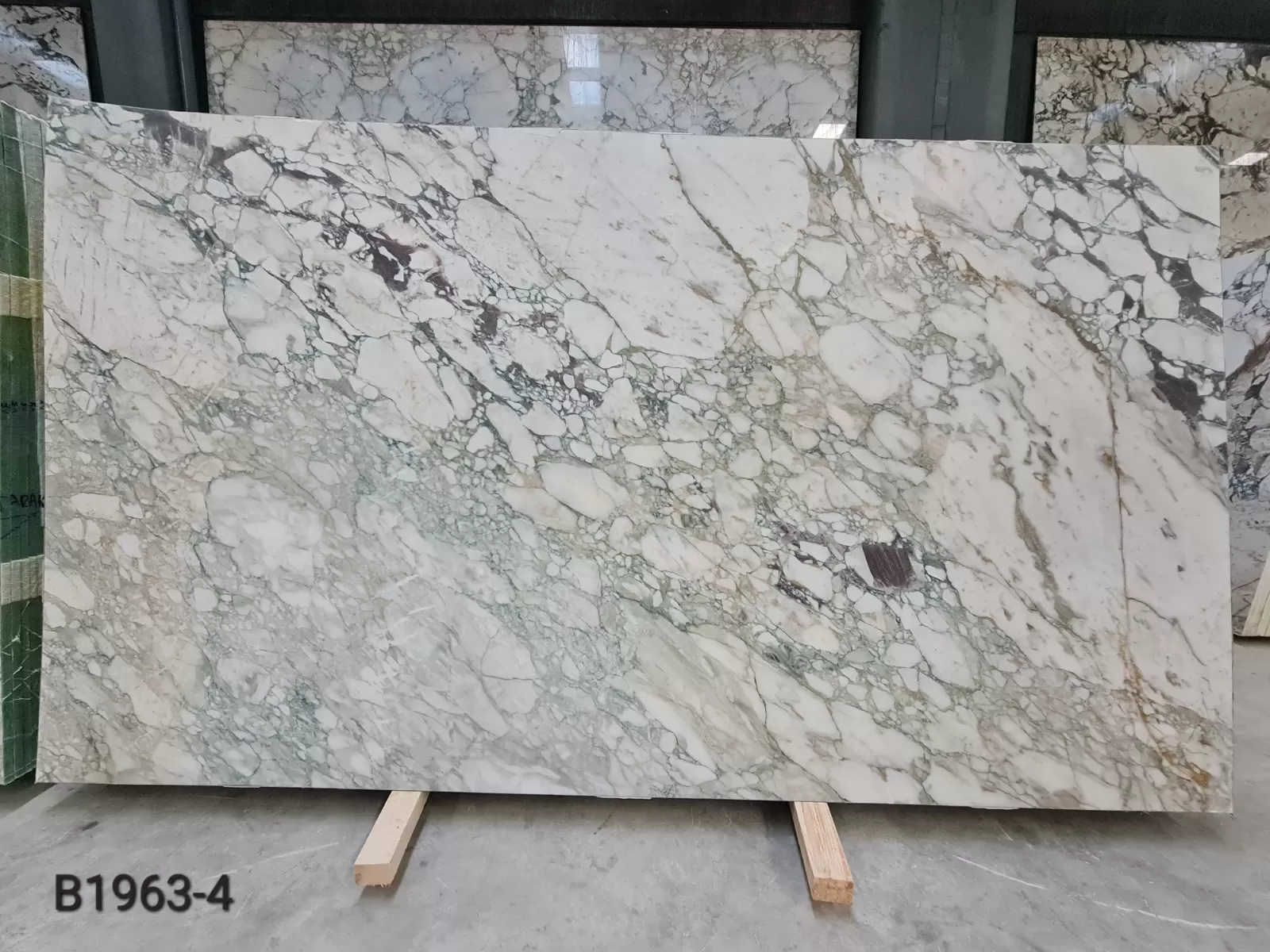 B1963 - 2CM CALACATTA GREEN HONED
