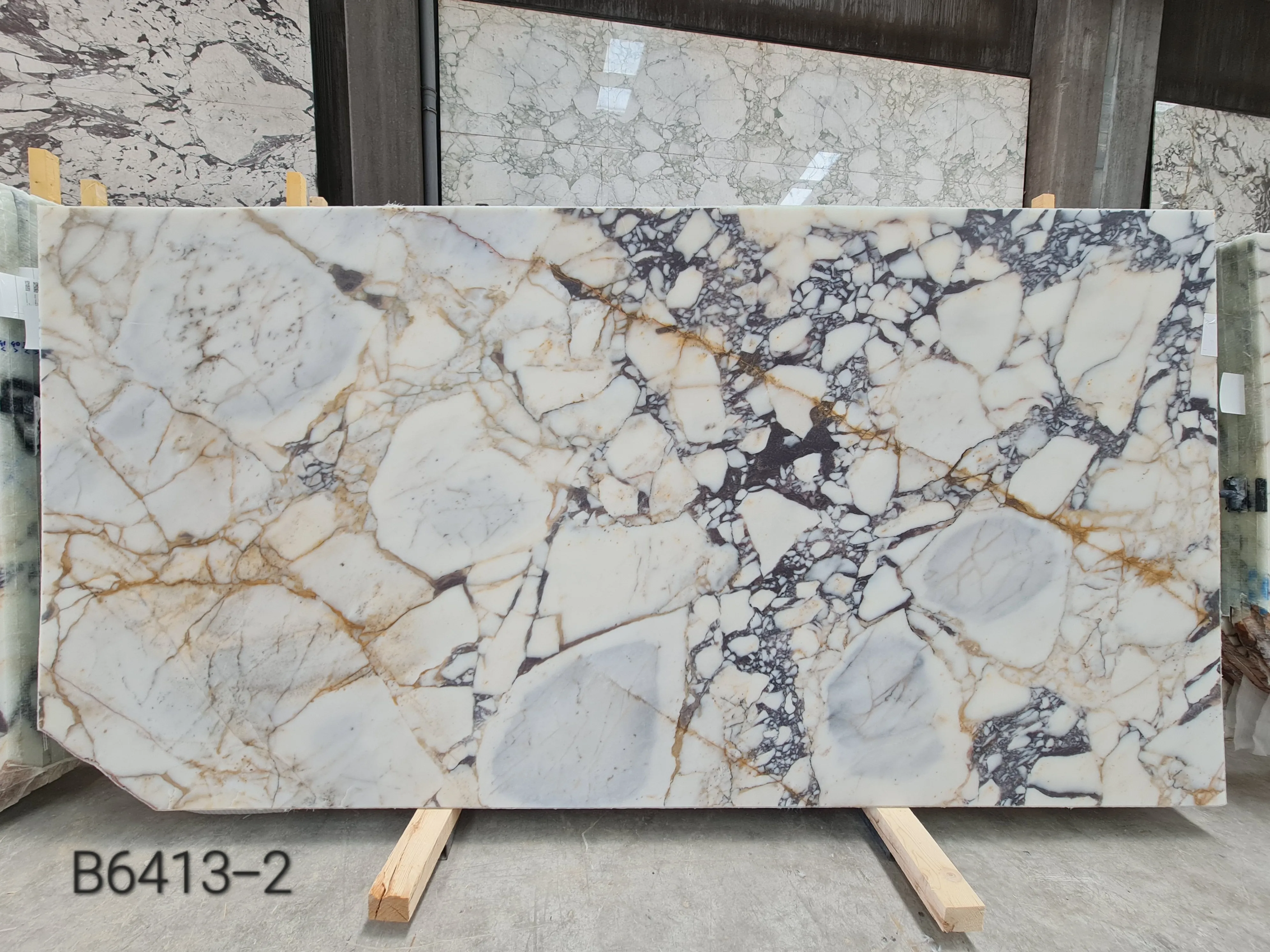 B6413 - 2 CM Afyon Violet Honed