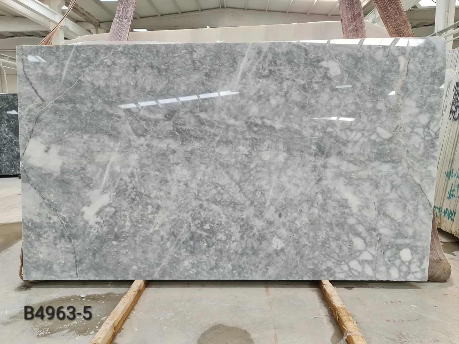 B4963 - 2 CM Grigio Venato Polished